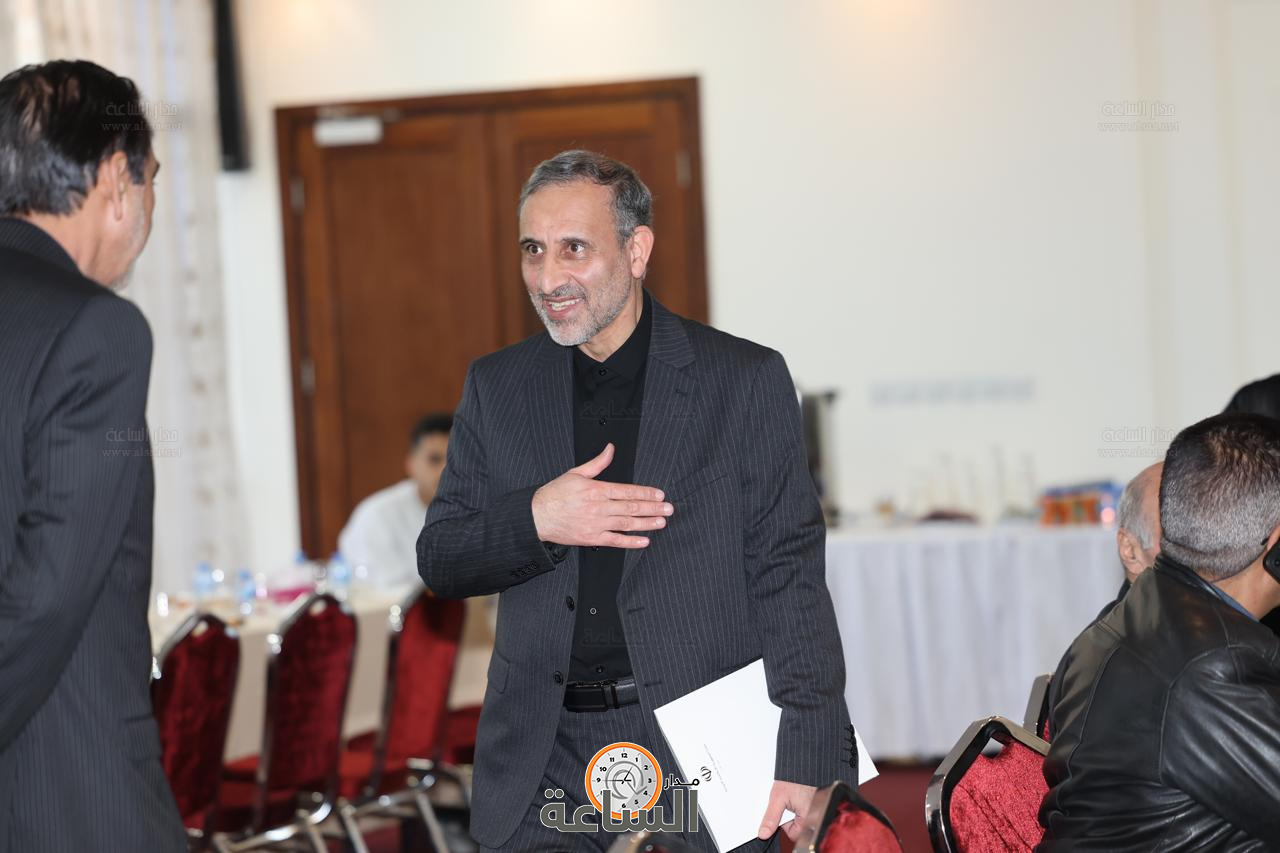 Madar Al-Saa Images 0.47942484339113467