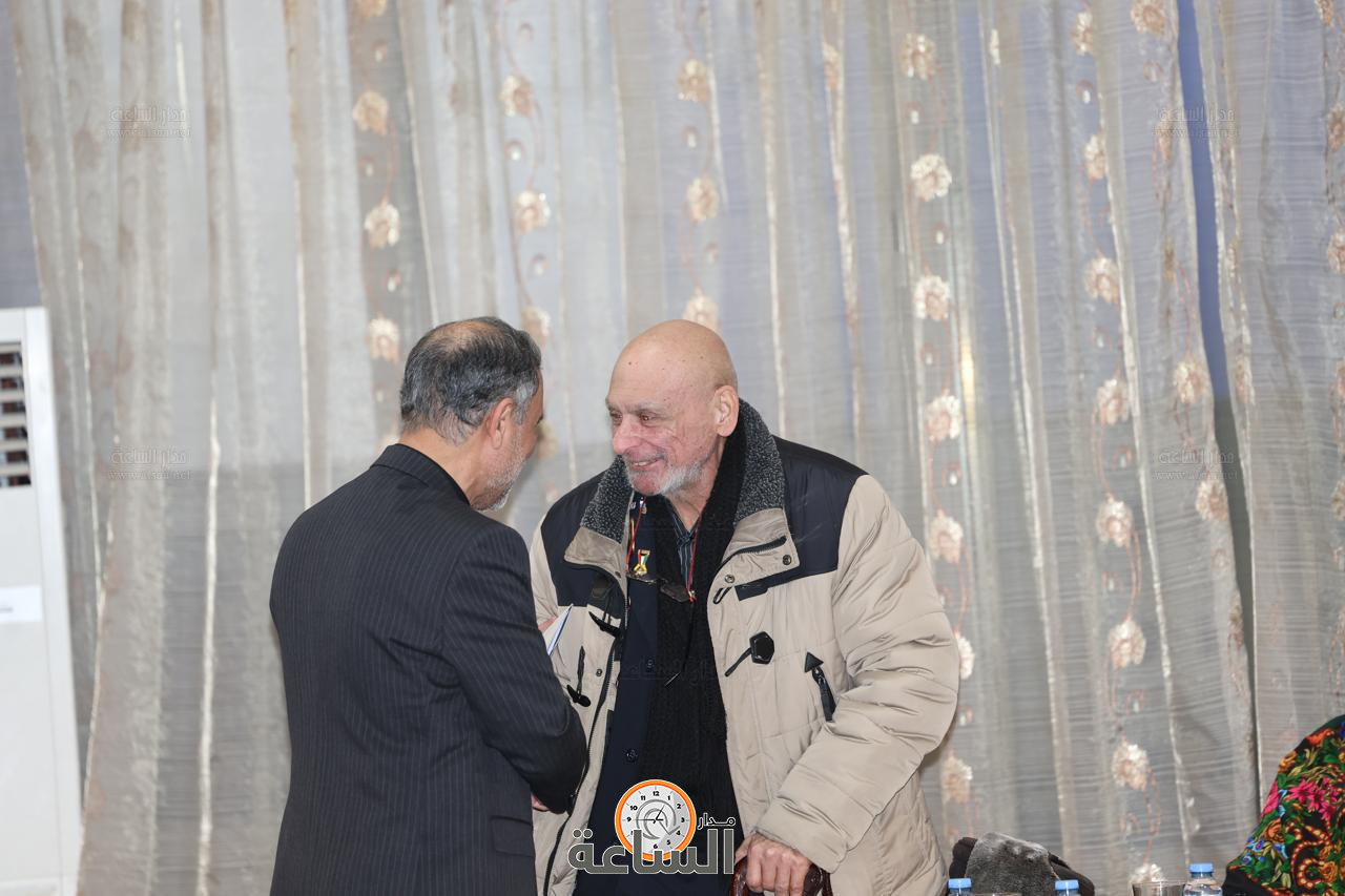 Madar Al-Saa Images 0.484158911341631