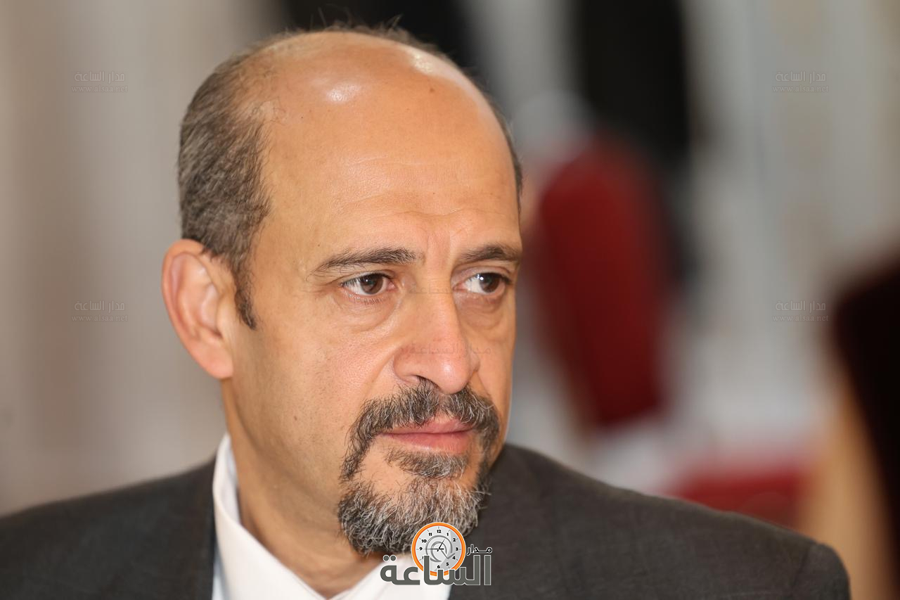 Madar Al-Saa Images 0.4260553660185169