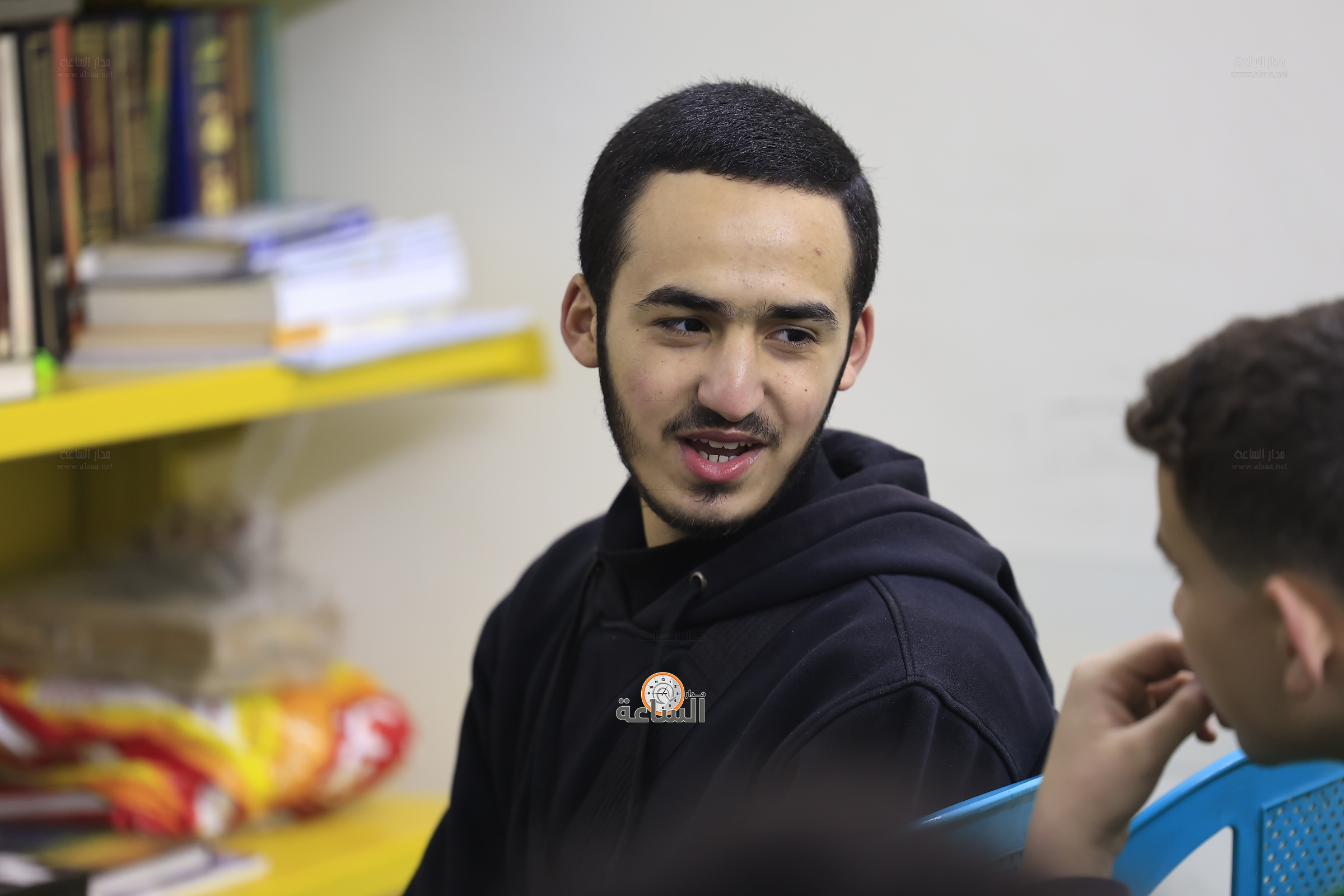 Madar Al-Saa Images 0.8815526141864862