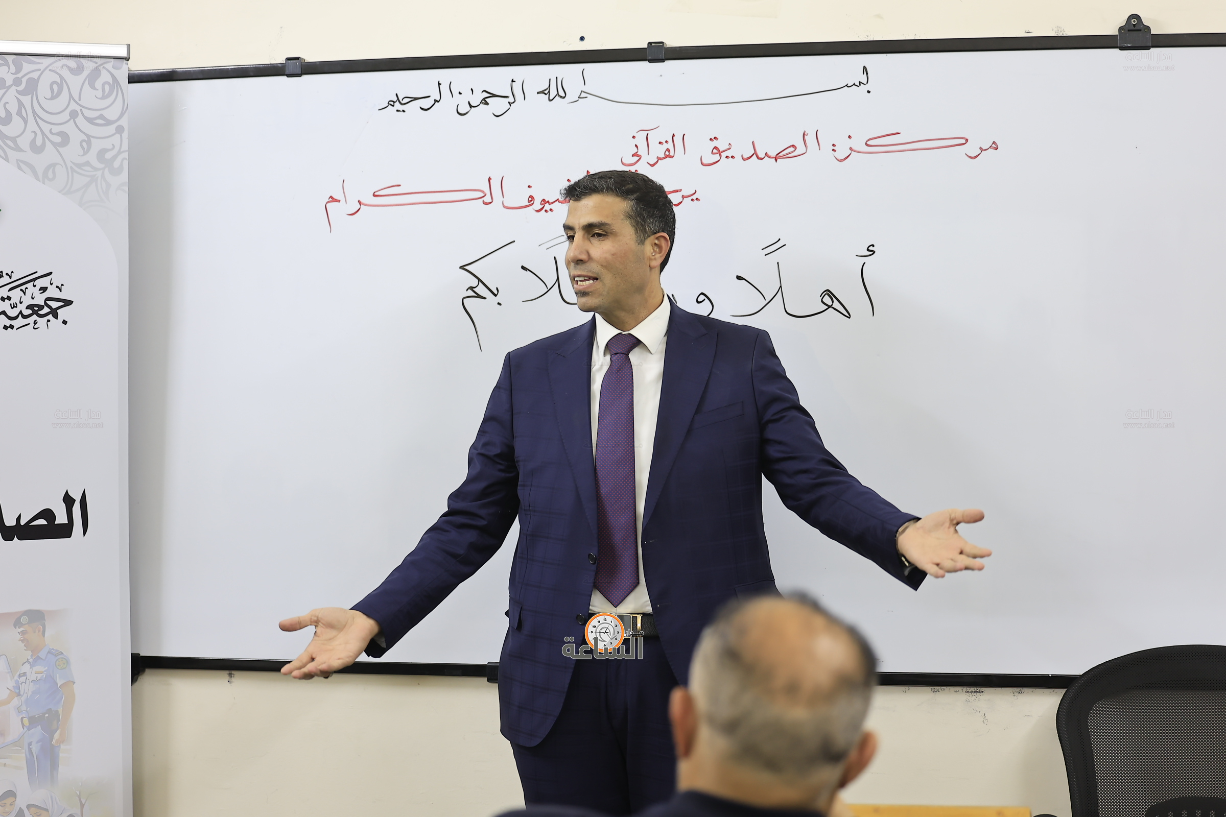 Madar Al-Saa Images 0.9889488538042094