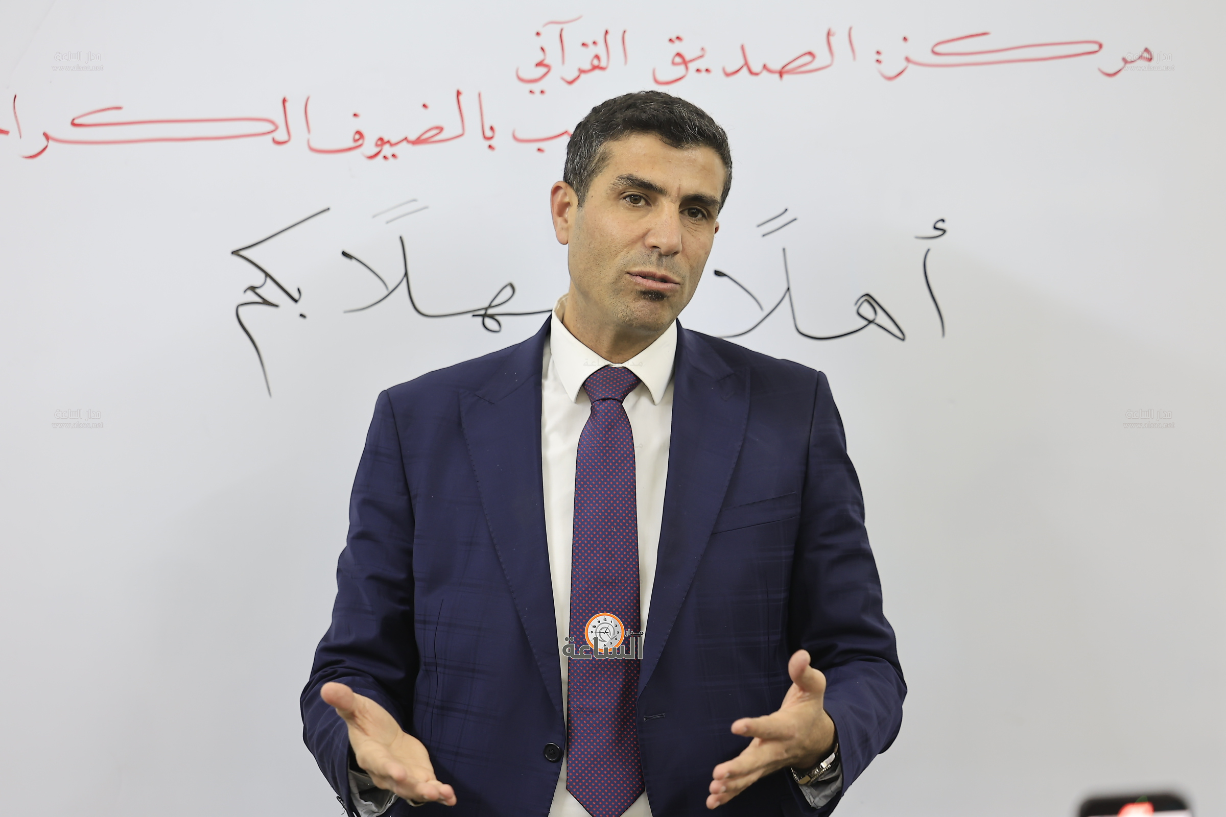 Madar Al-Saa Images 0.6052775369622474