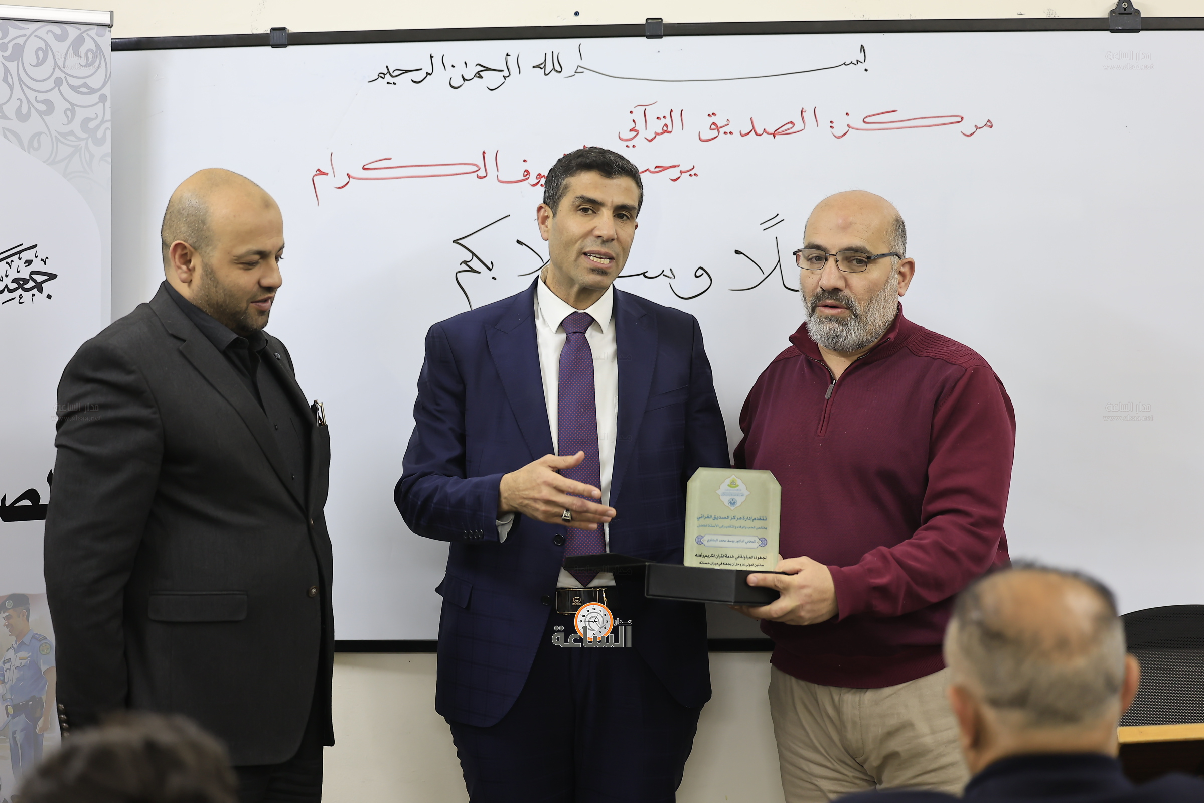 Madar Al-Saa Images 0.9693491269645589