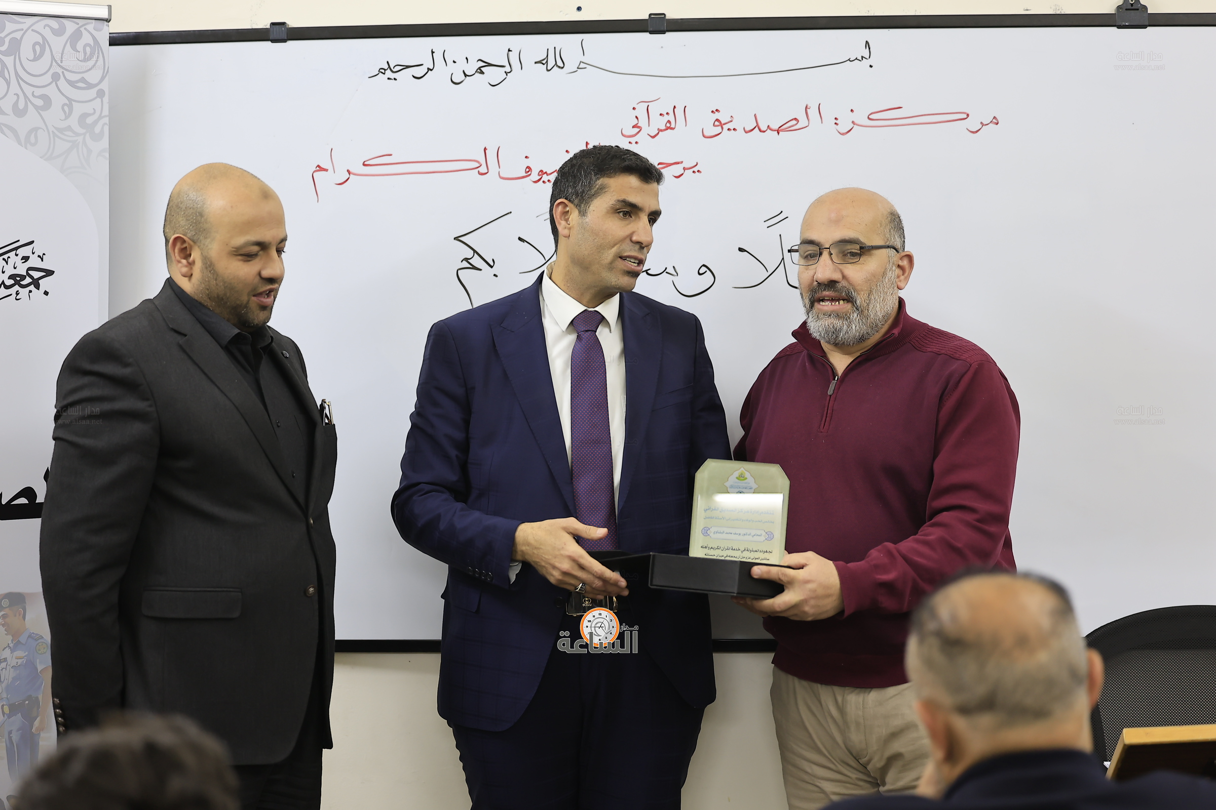 Madar Al-Saa Images 0.7442149357789287