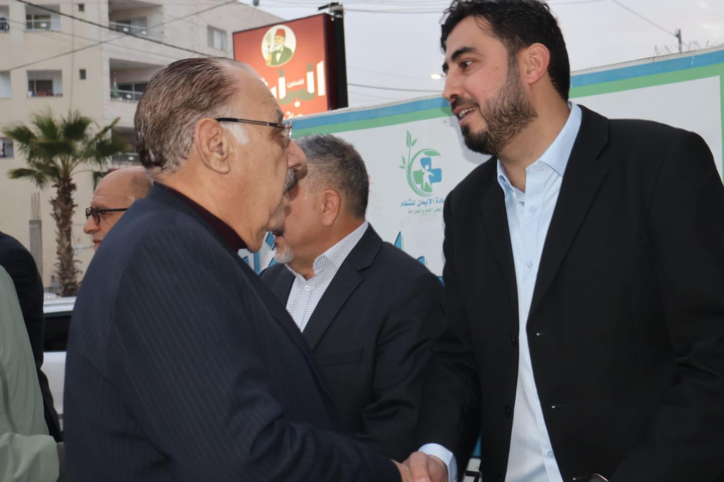 Madar Al-Saa Images 0.9181871270437169