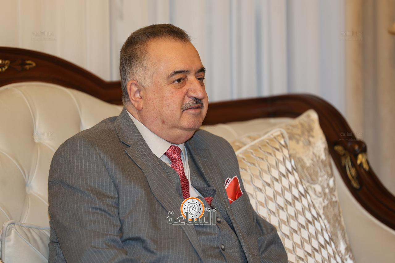 Madar Al-Saa Images 0.4456339439942927