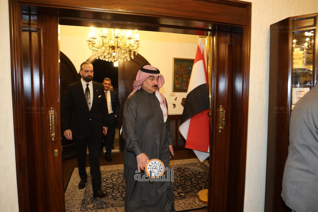 Madar Al-Saa Images 0.37489467702872725