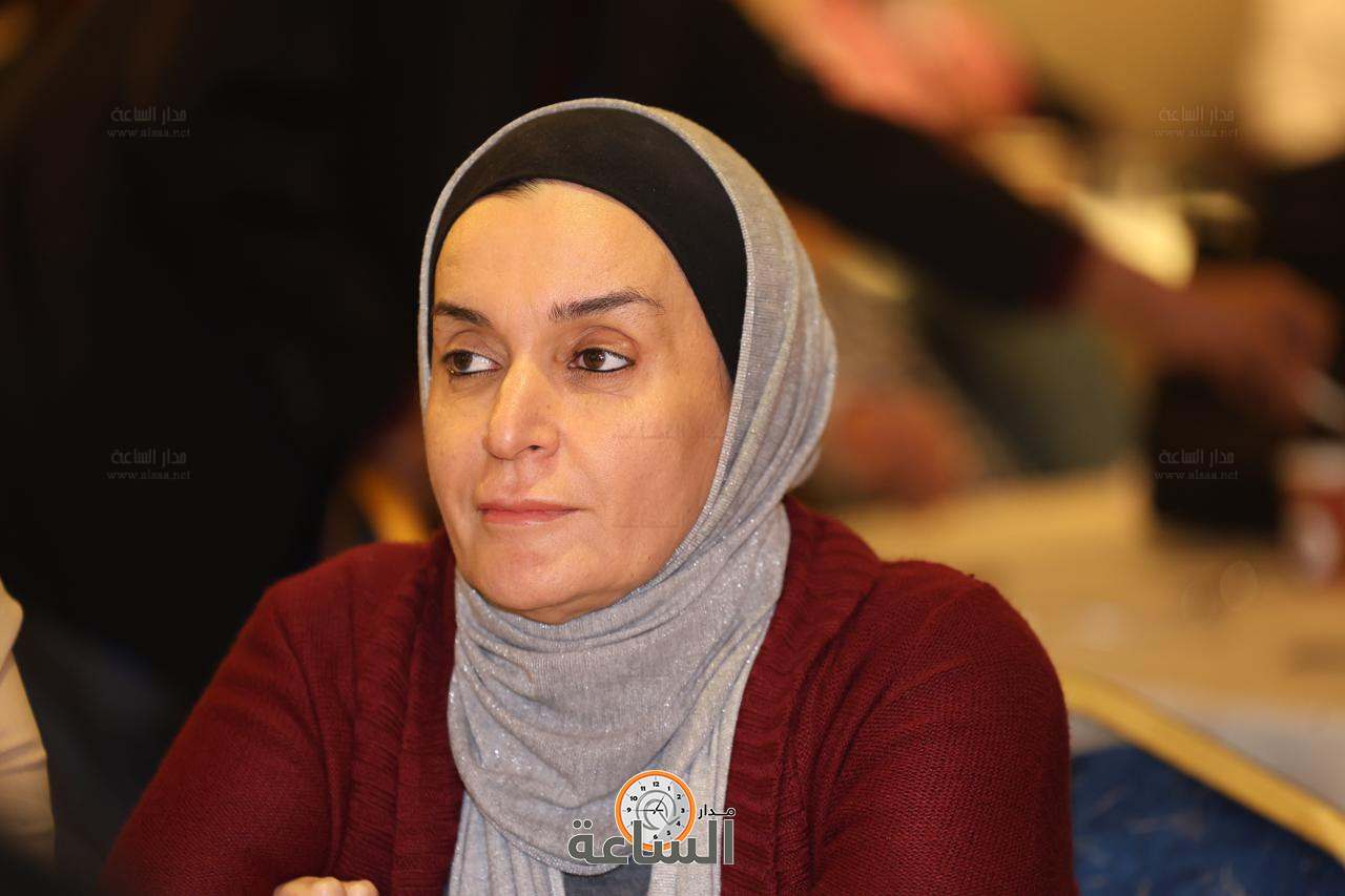 Madar Al-Saa Images 0.2721677000995085