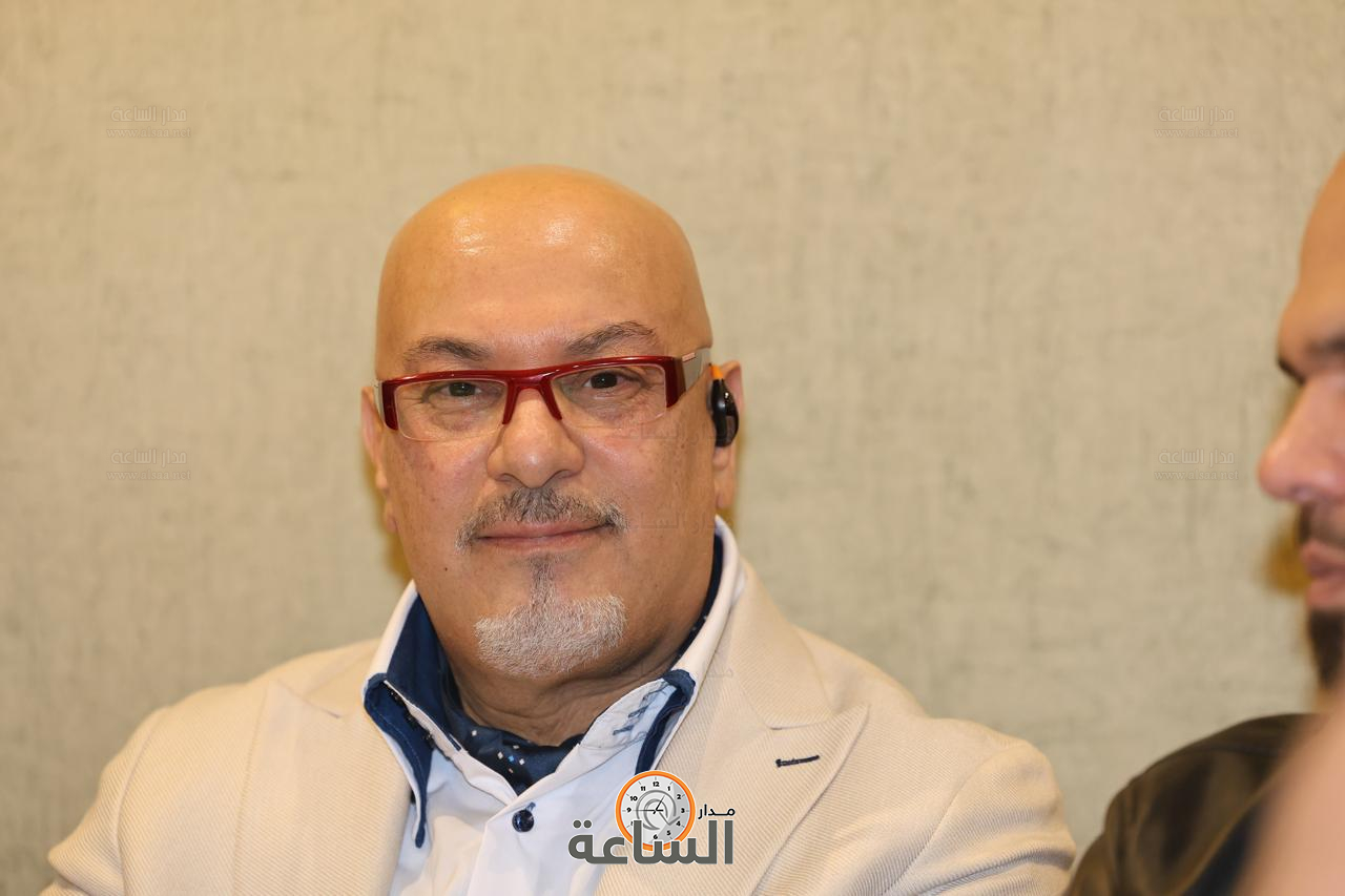 Madar Al-Saa Images 0.3507080843452244