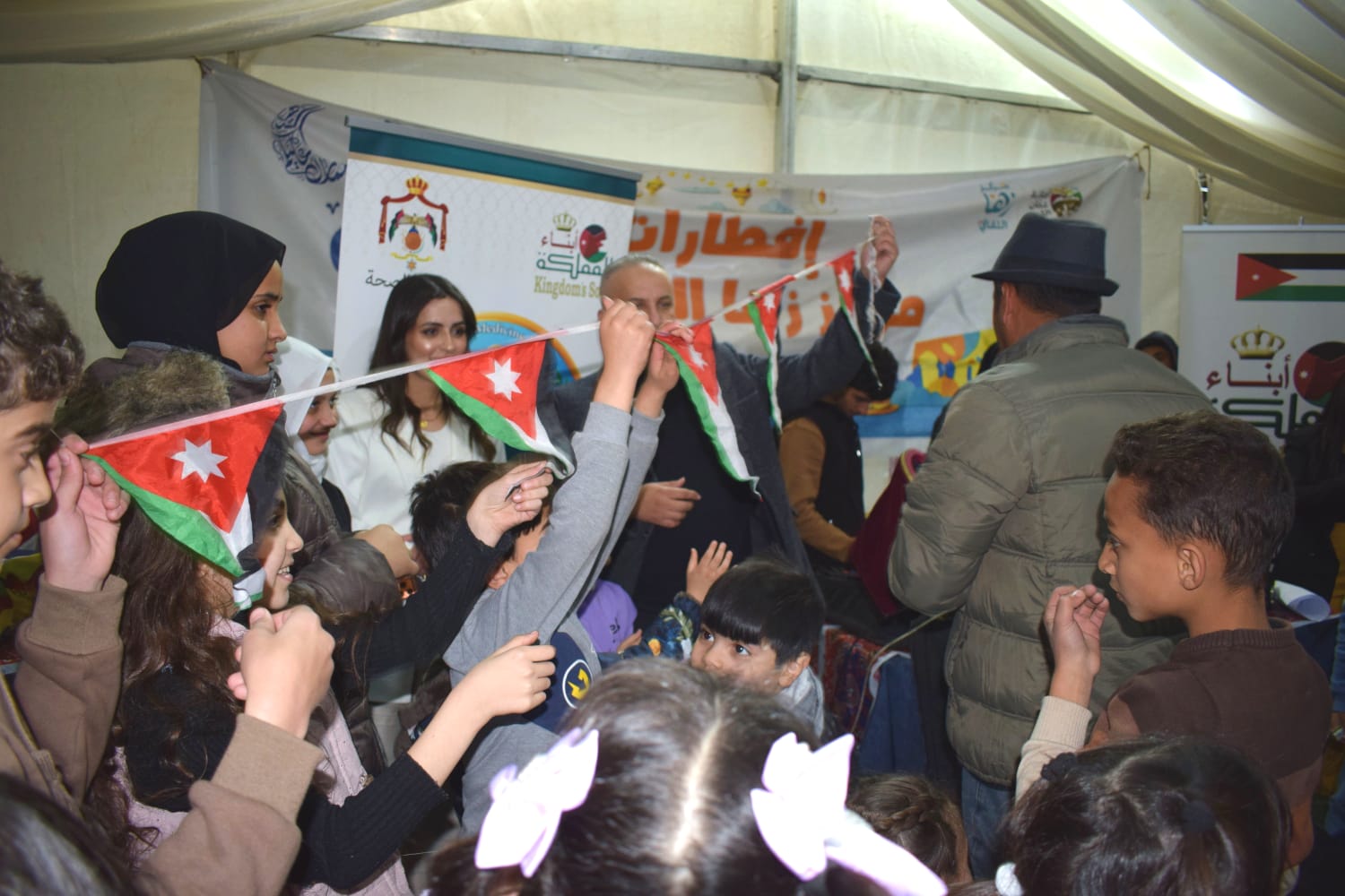 Madar Al-Saa Images 0.28164081376098715