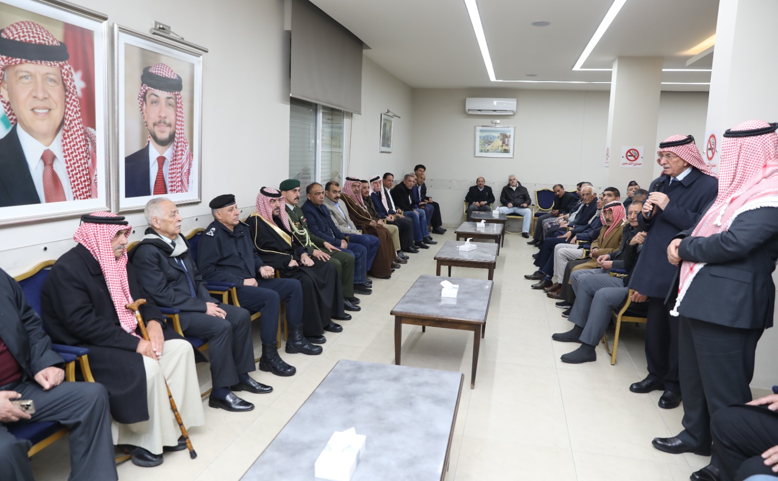 Madar Al-Saa Images 0.891961536576811