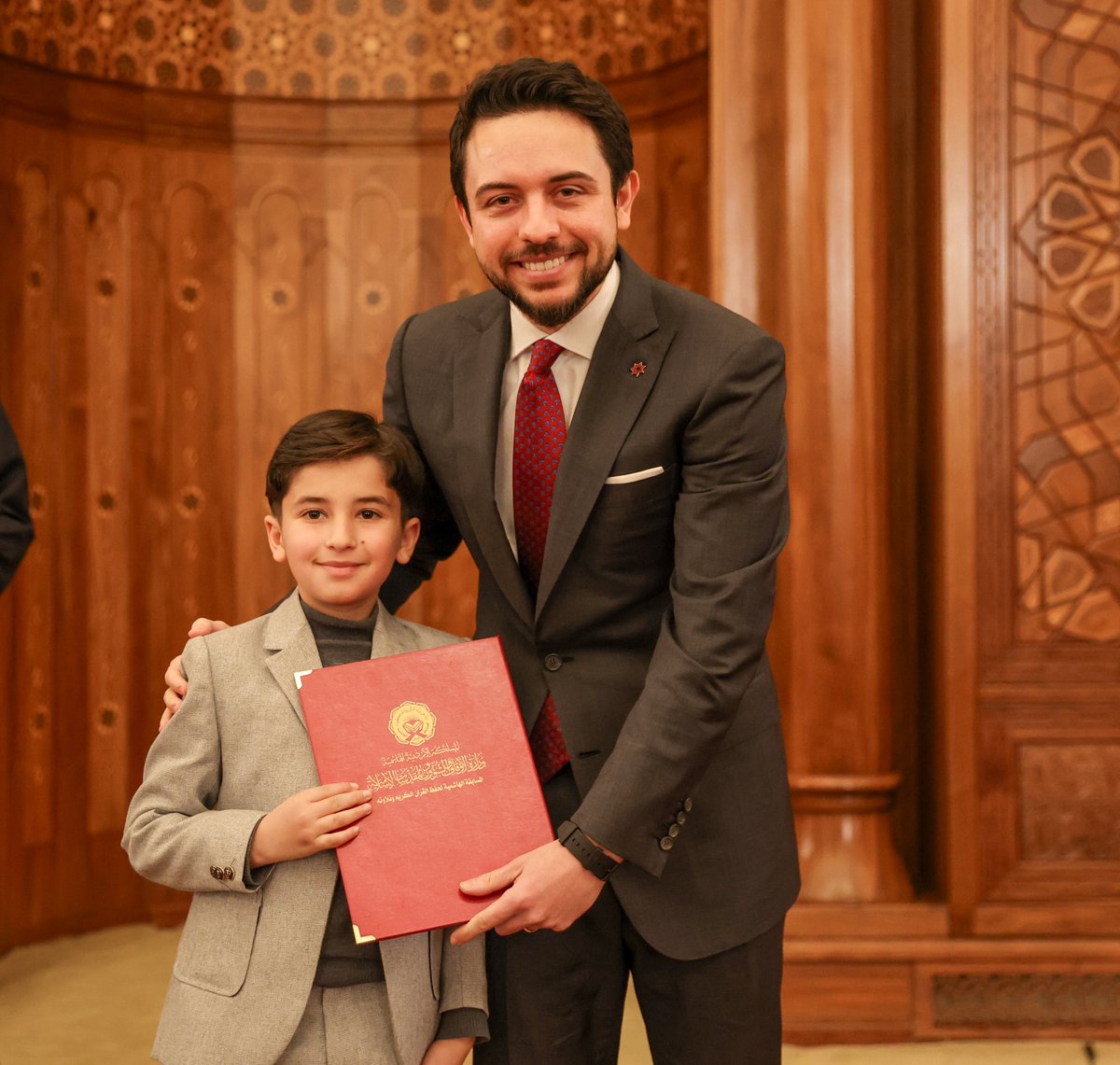 Madar Al-Saa Images 0.27421275885474483