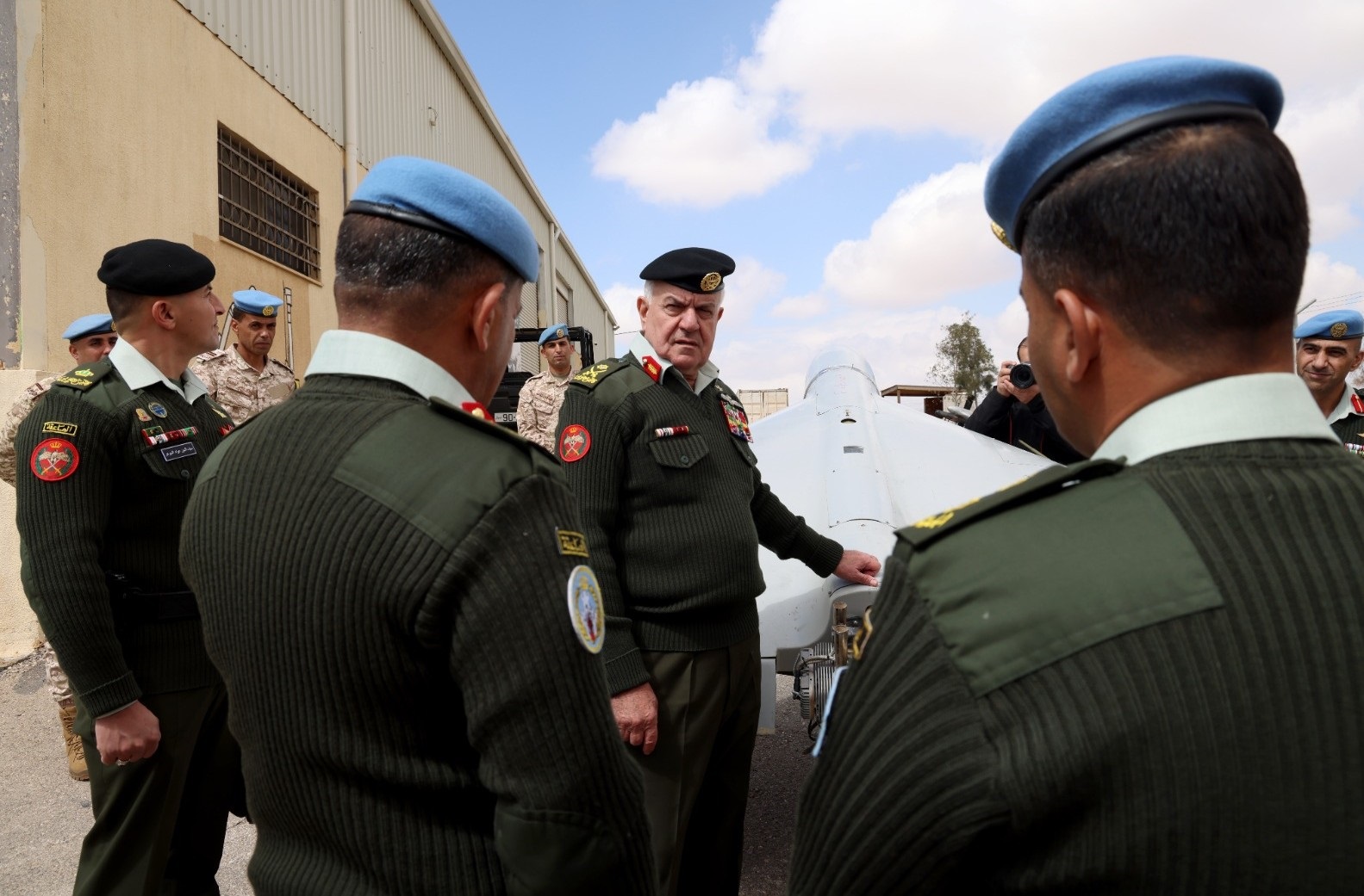 Madar Al-Saa Images 0.29825498331432765