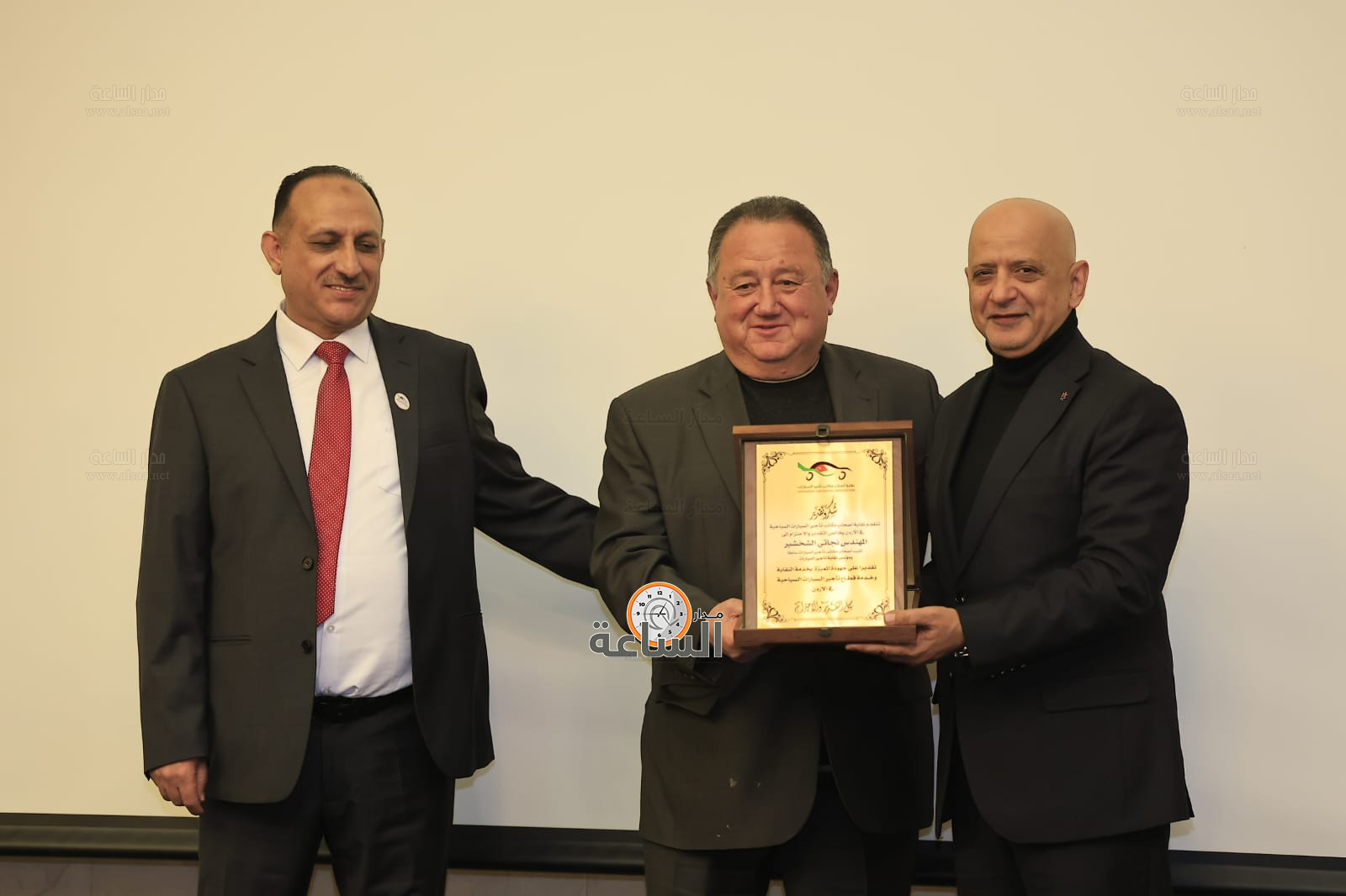 Madar Al-Saa Images 0.05787467117095402