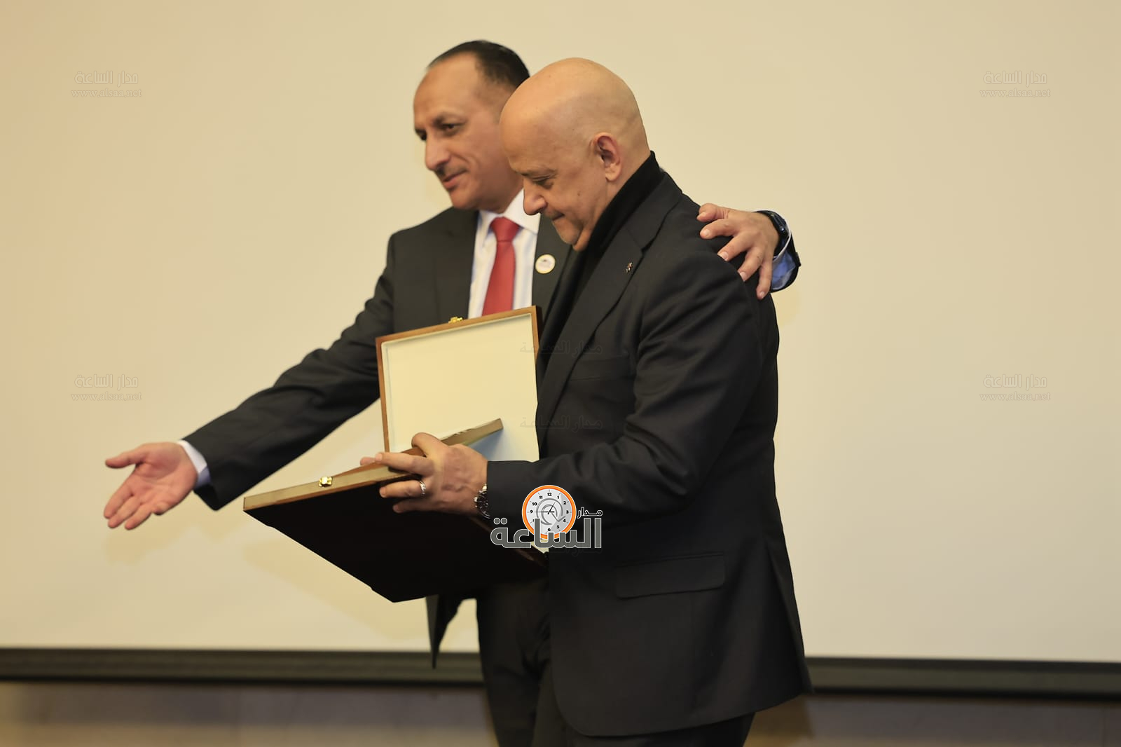 Madar Al-Saa Images 0.25397592970341465