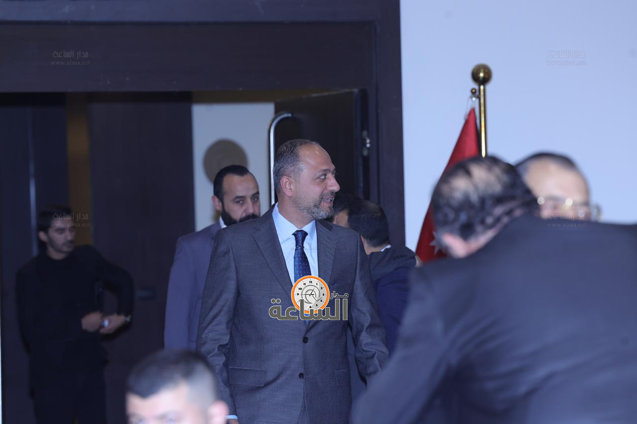 Madar Al-Saa Images 0.7249814175708547