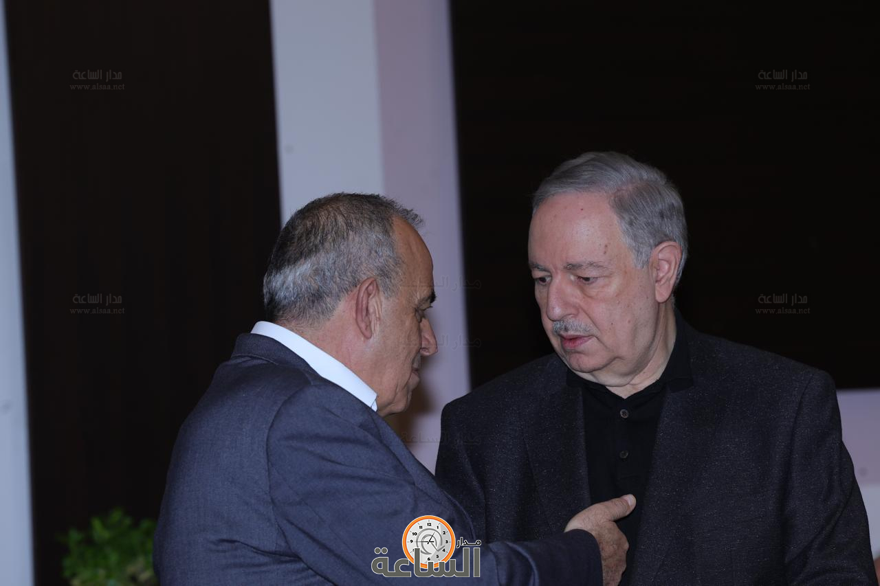 Madar Al-Saa Images 0.08608435770480227