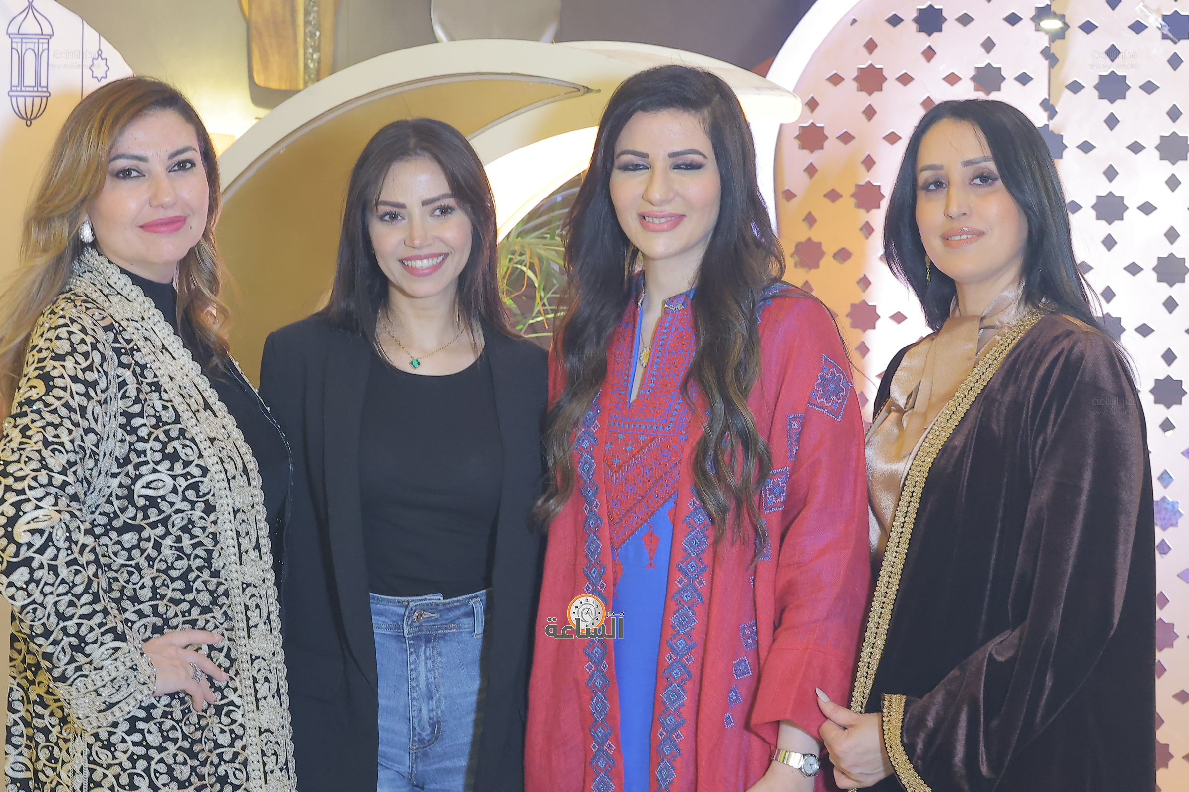 Madar Al-Saa Images 0.48477302944761647