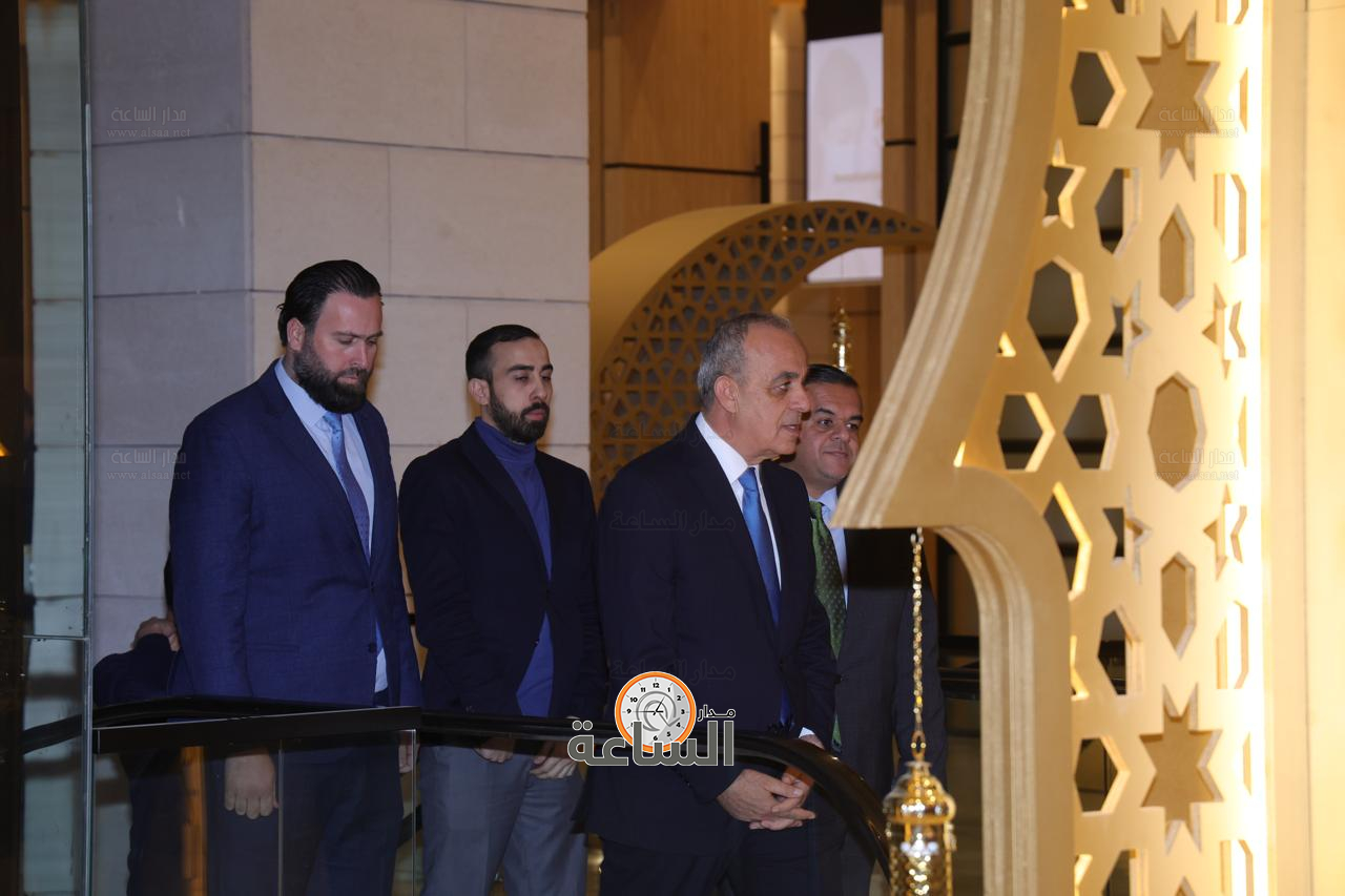 Madar Al-Saa Images 0.0073487035835970715