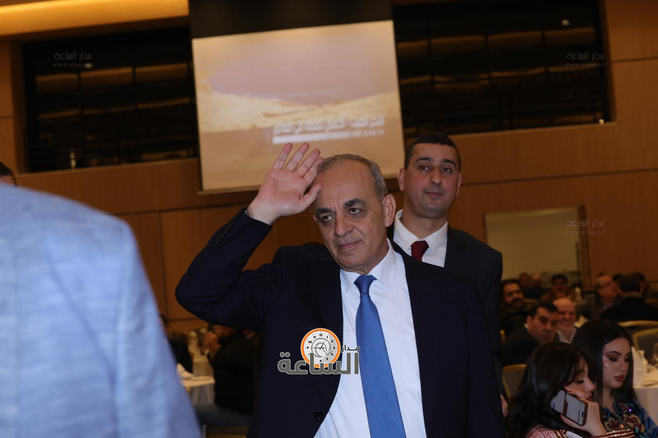 Madar Al-Saa Images 0.38325549823410043