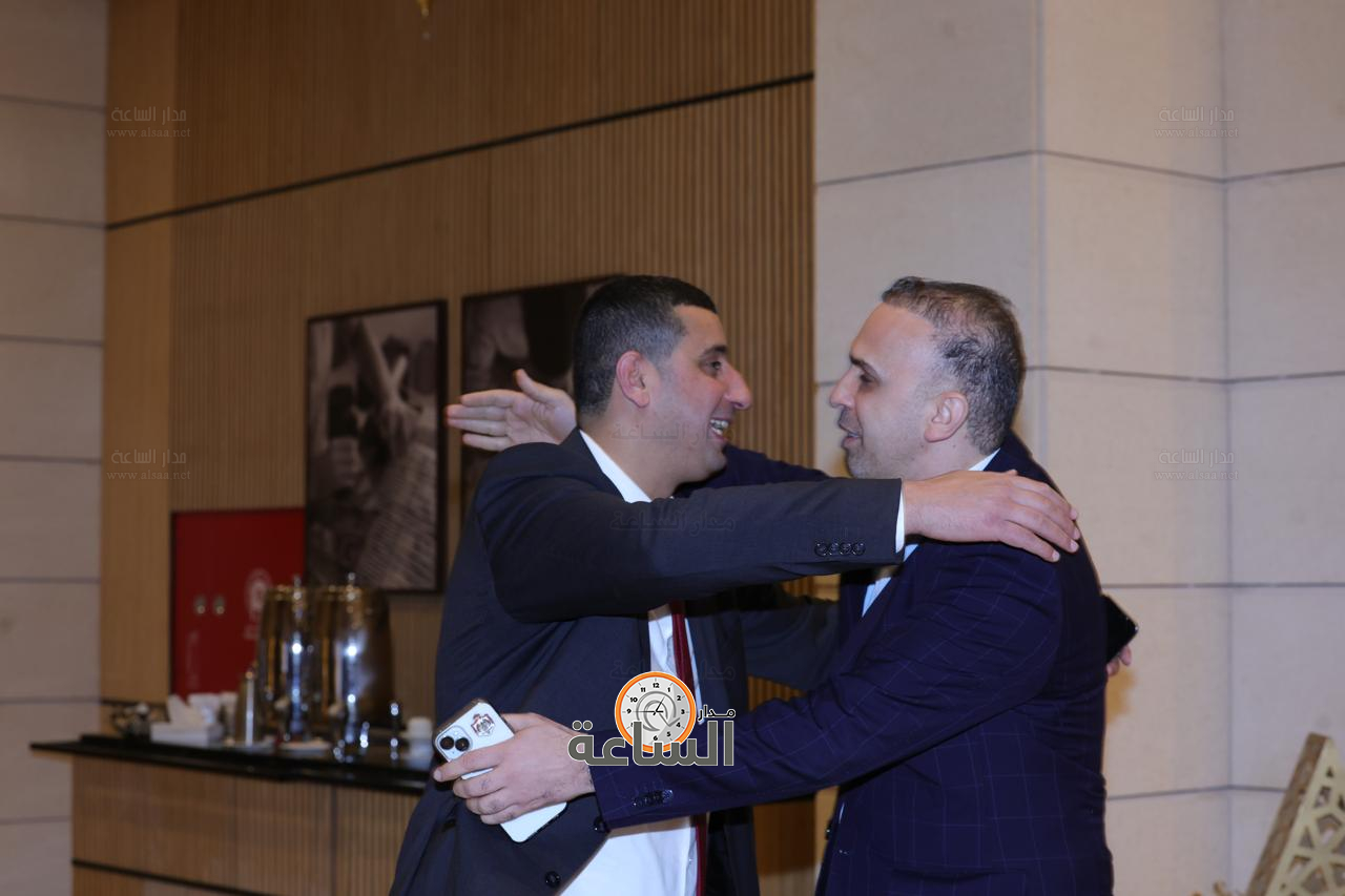 Madar Al-Saa Images 0.19156111689759026