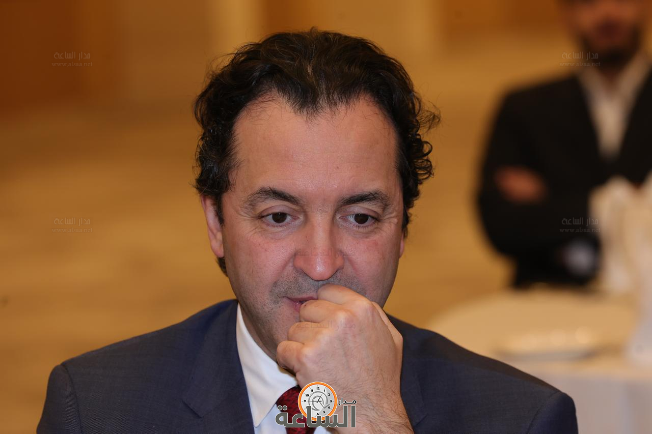 Madar Al-Saa Images 0.04446014631871131