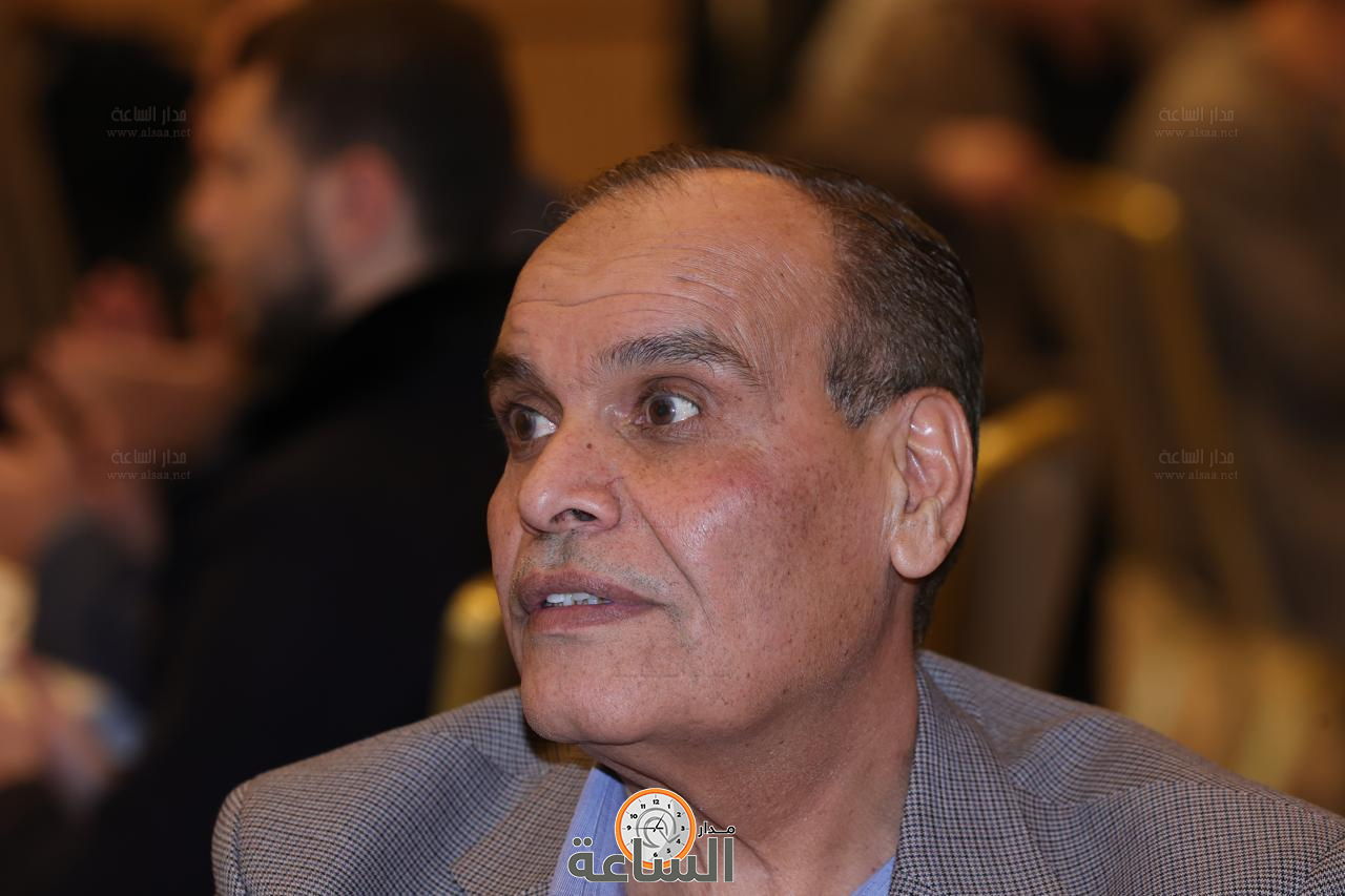 Madar Al-Saa Images 0.56021543580764