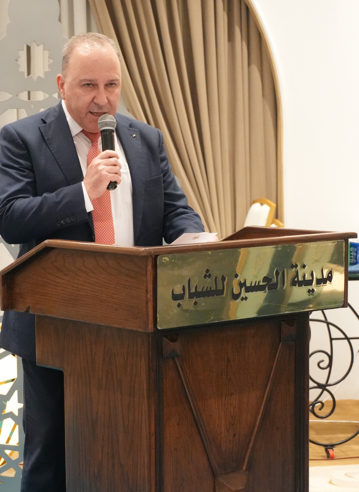 Madar Al-Saa Images 0.9081176800834858