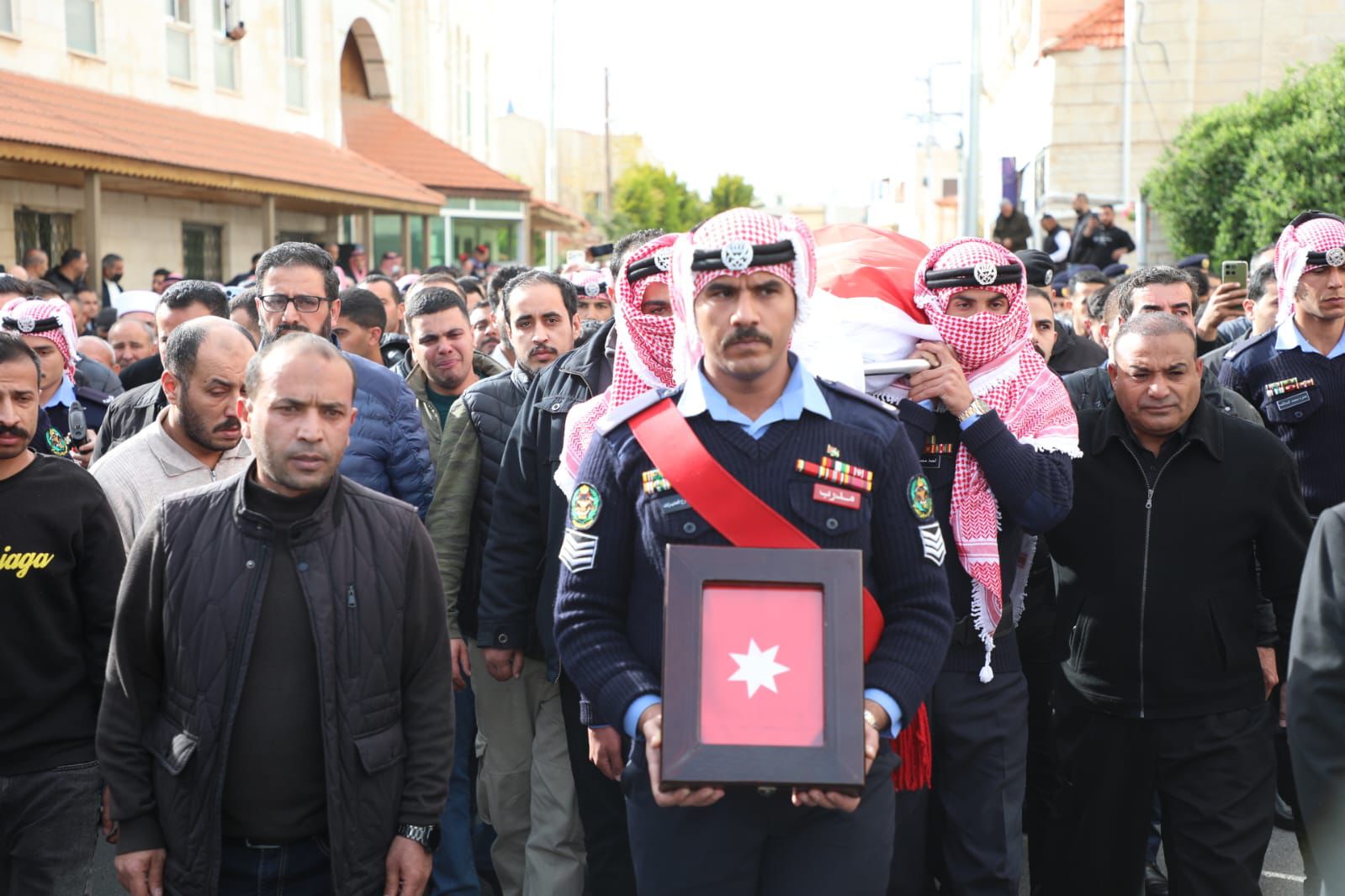 Madar Al-Saa Images 0.6805447511059638