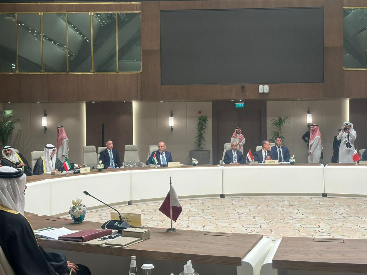 Madar Al-Saa Images 0.4531787755427369