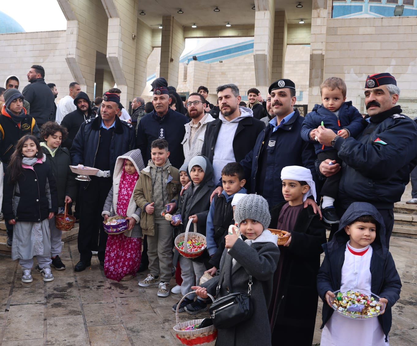 Madar Al-Saa Images 0.35204274363689925