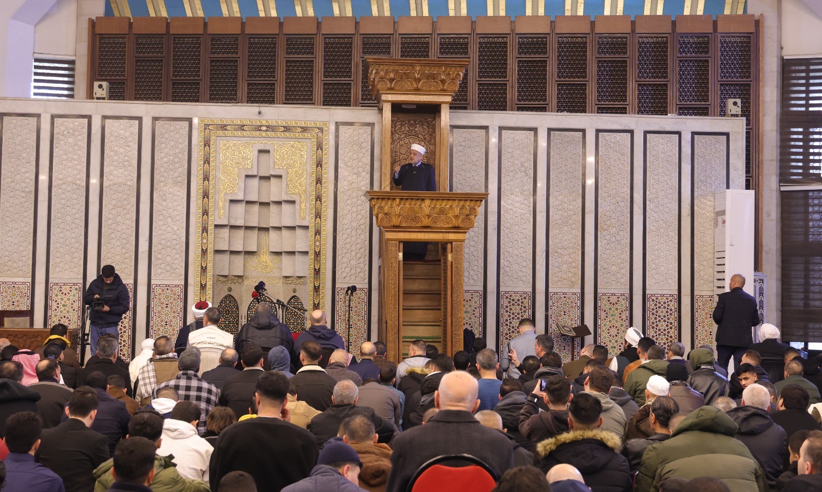 Madar Al-Saa Images 0.05745973276795213