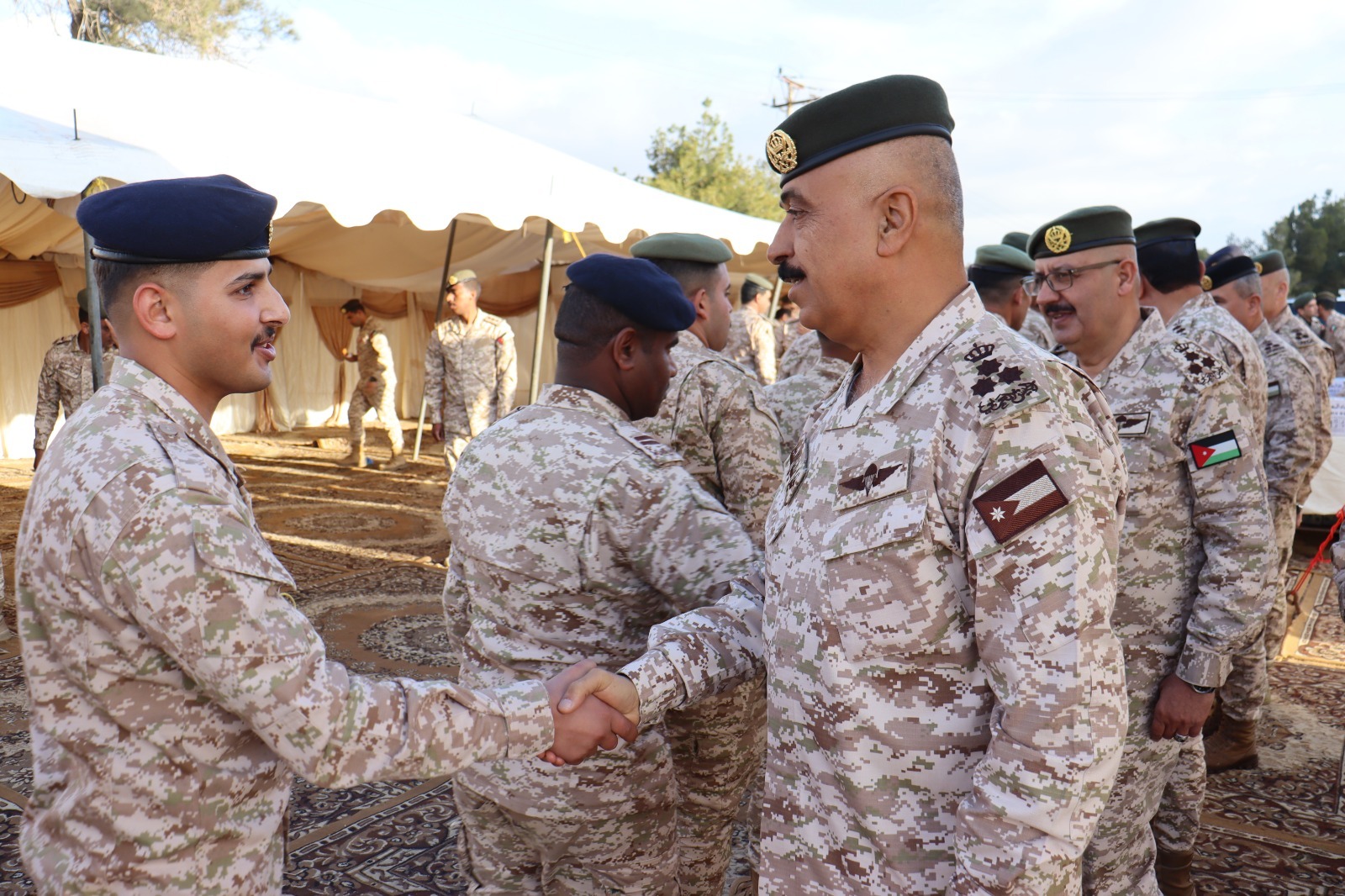 Madar Al-Saa Images 0.5771169353505472