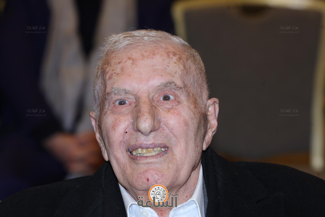 Madar Al-Saa Images 0.008042230446085319