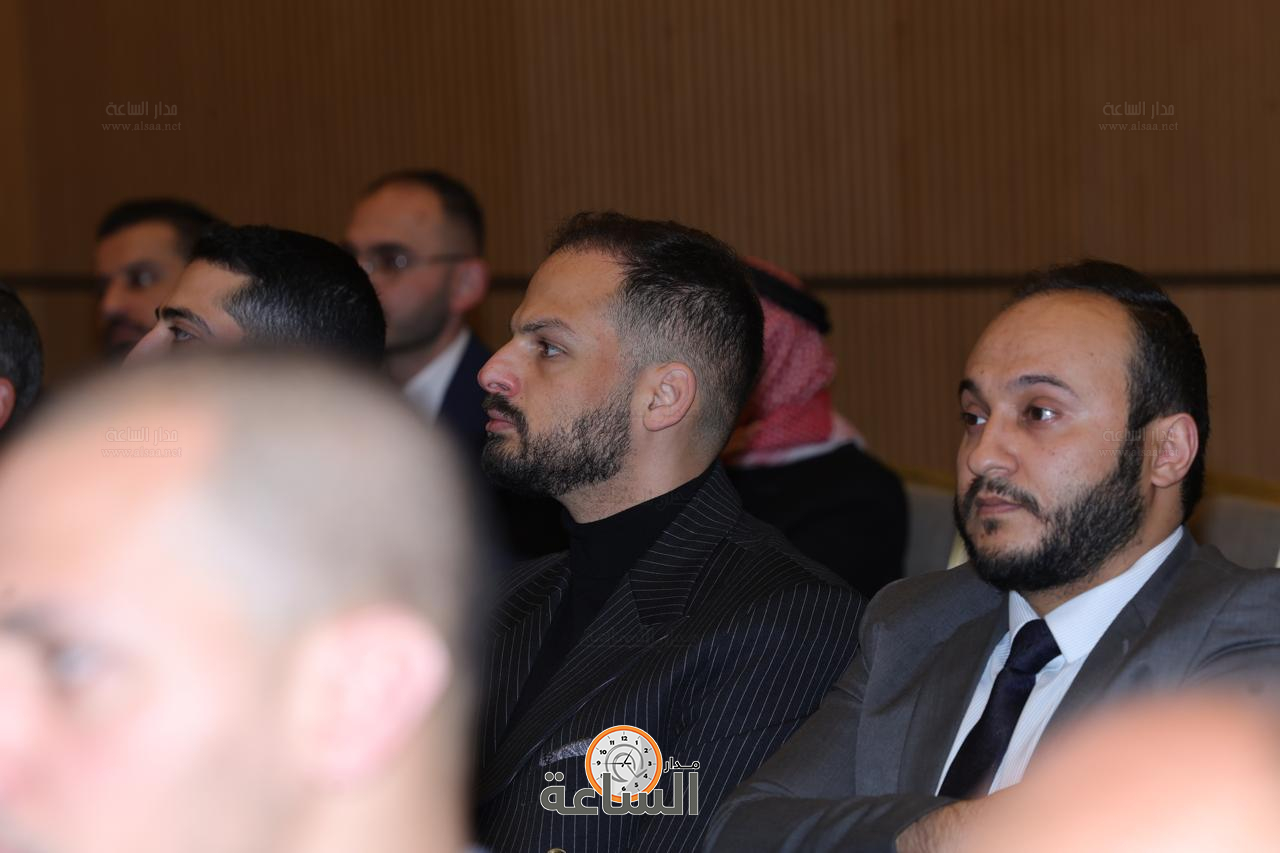 Madar Al-Saa Images 0.8236292357030851