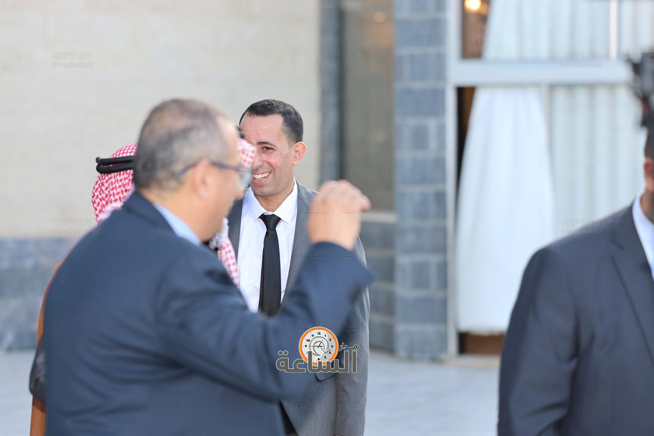 Madar Al-Saa Images 0.01242497298732037