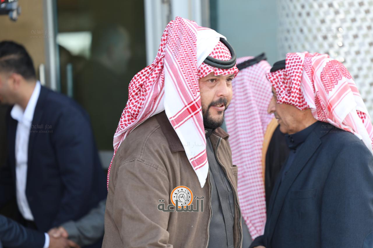 Madar Al-Saa Images 0.49377166816546014