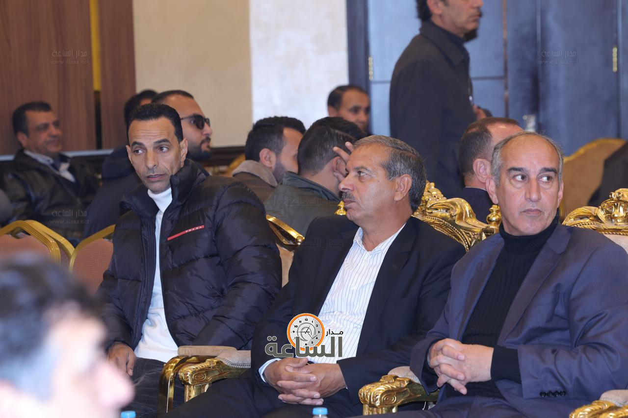 Madar Al-Saa Images 0.48010010707645656