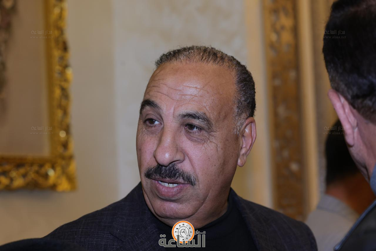 Madar Al-Saa Images 0.520161303195417