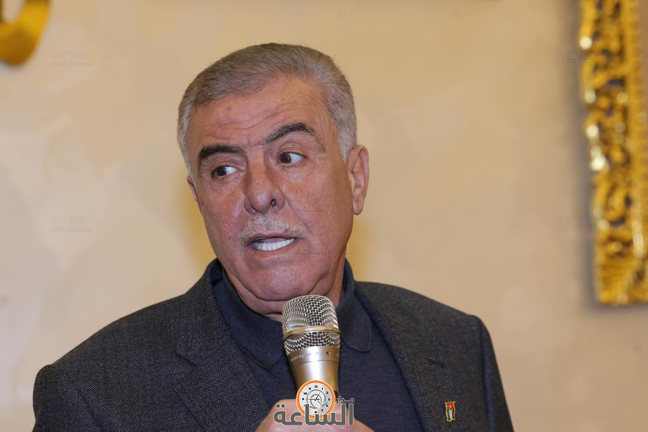 Madar Al-Saa Images 0.4255397176792718