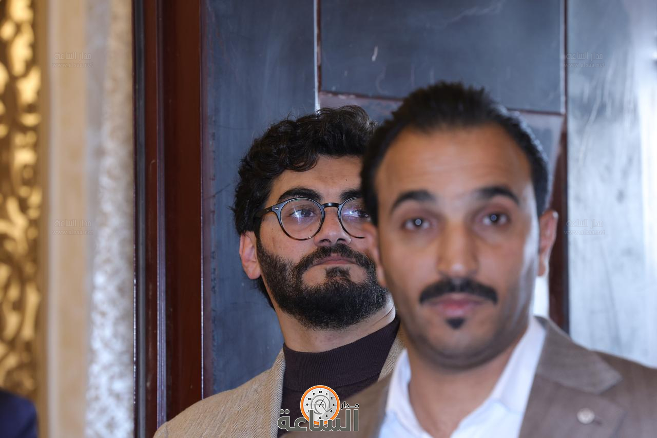 Madar Al-Saa Images 0.6720403735950408