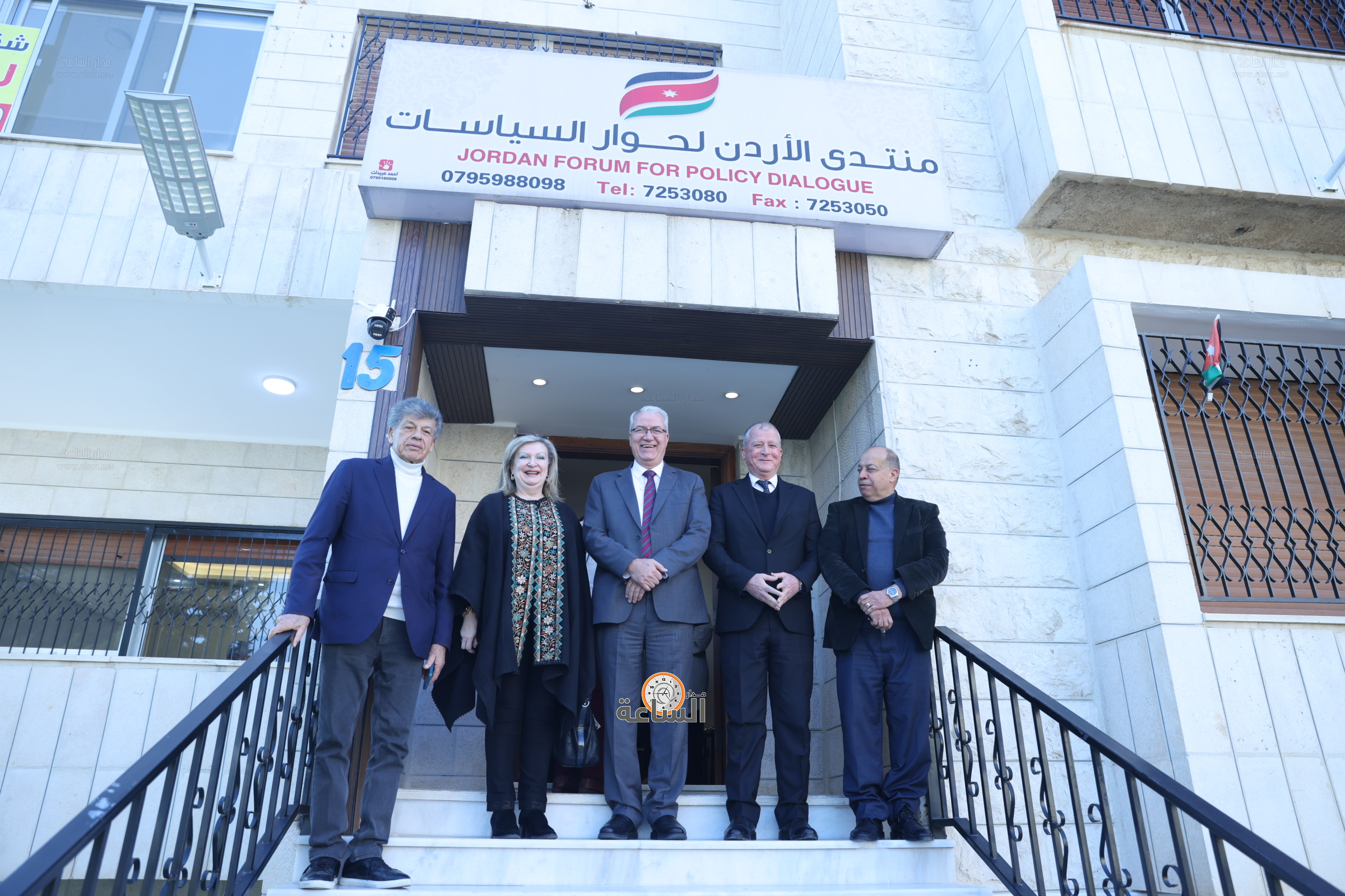 Madar Al-Saa Images 0.7164434051466694