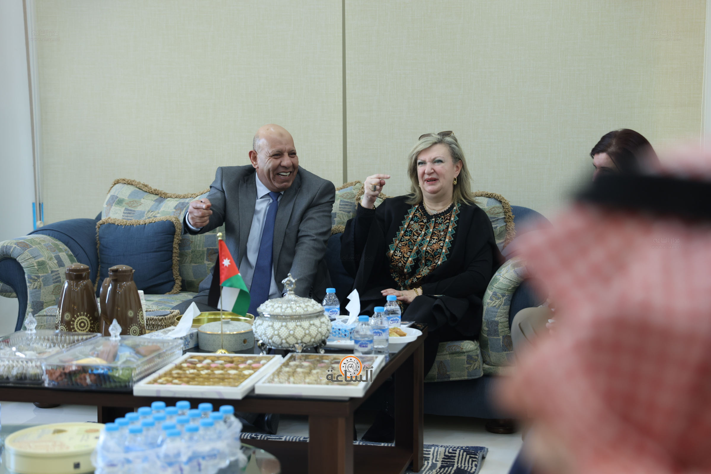 Madar Al-Saa Images 0.08183386792299052