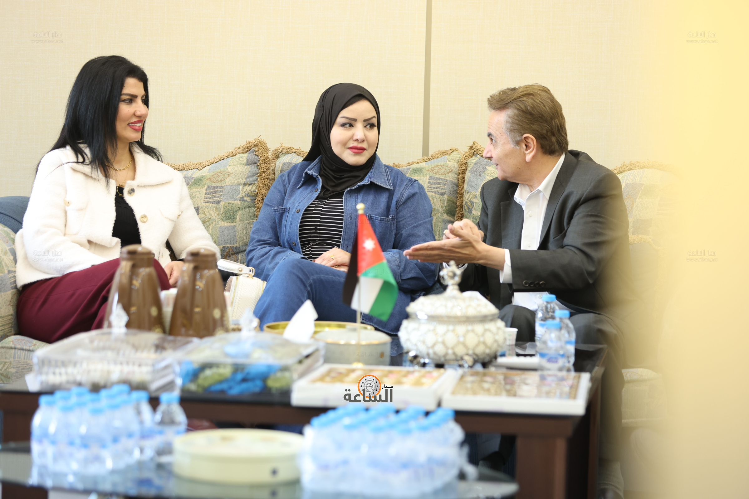 Madar Al-Saa Images 0.9944858764165232