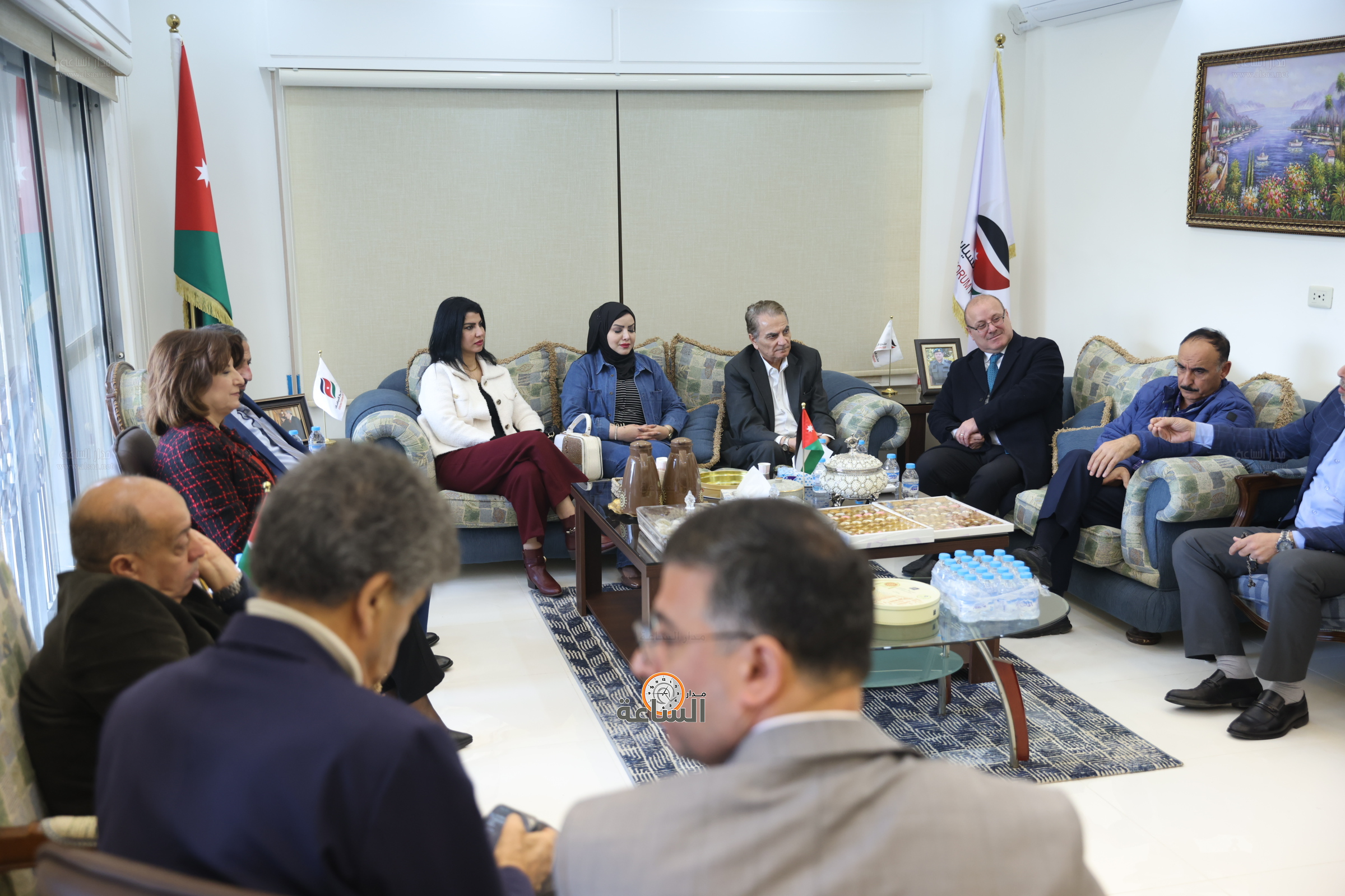 Madar Al-Saa Images 0.3170782739450917