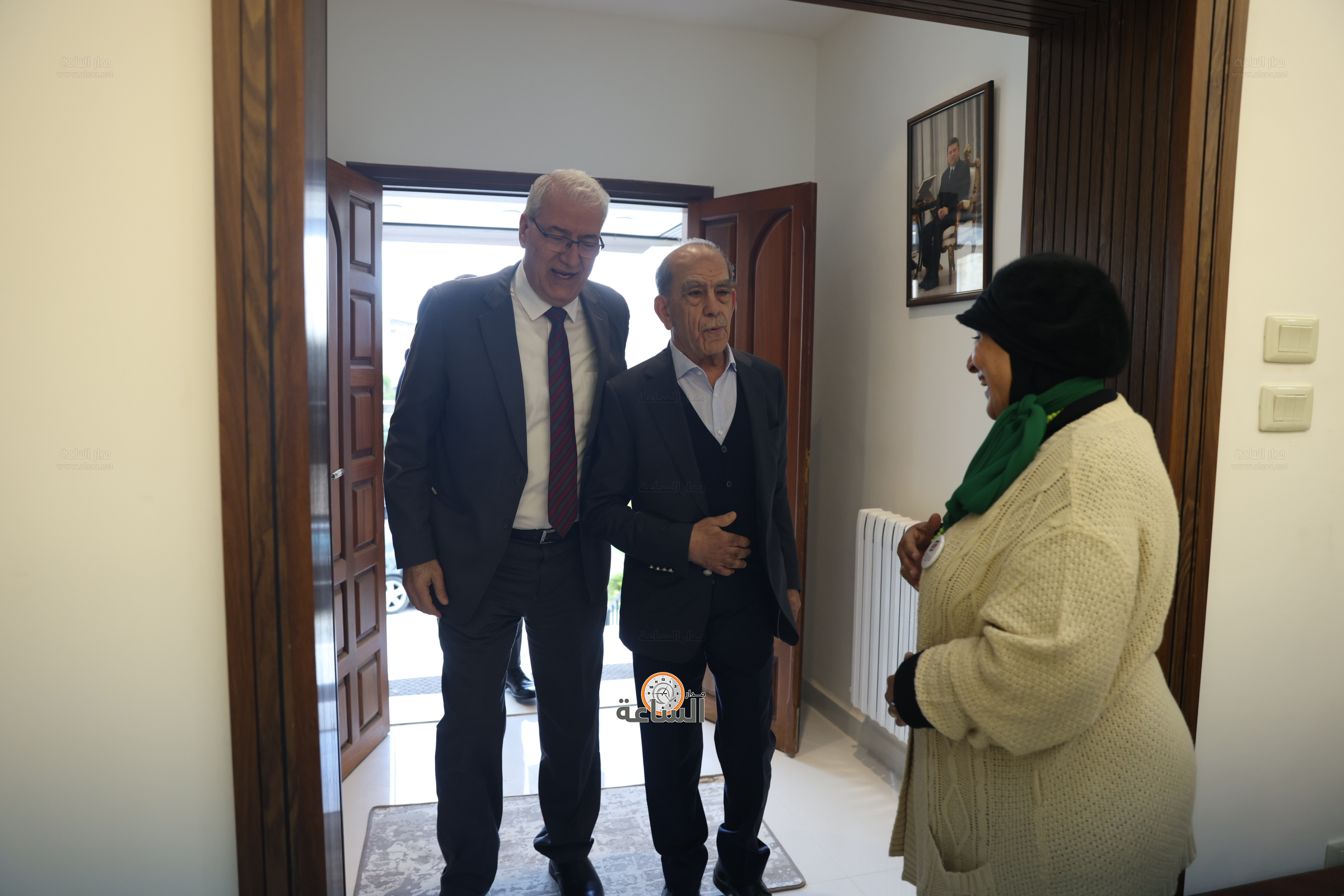 Madar Al-Saa Images 0.5512610518904107