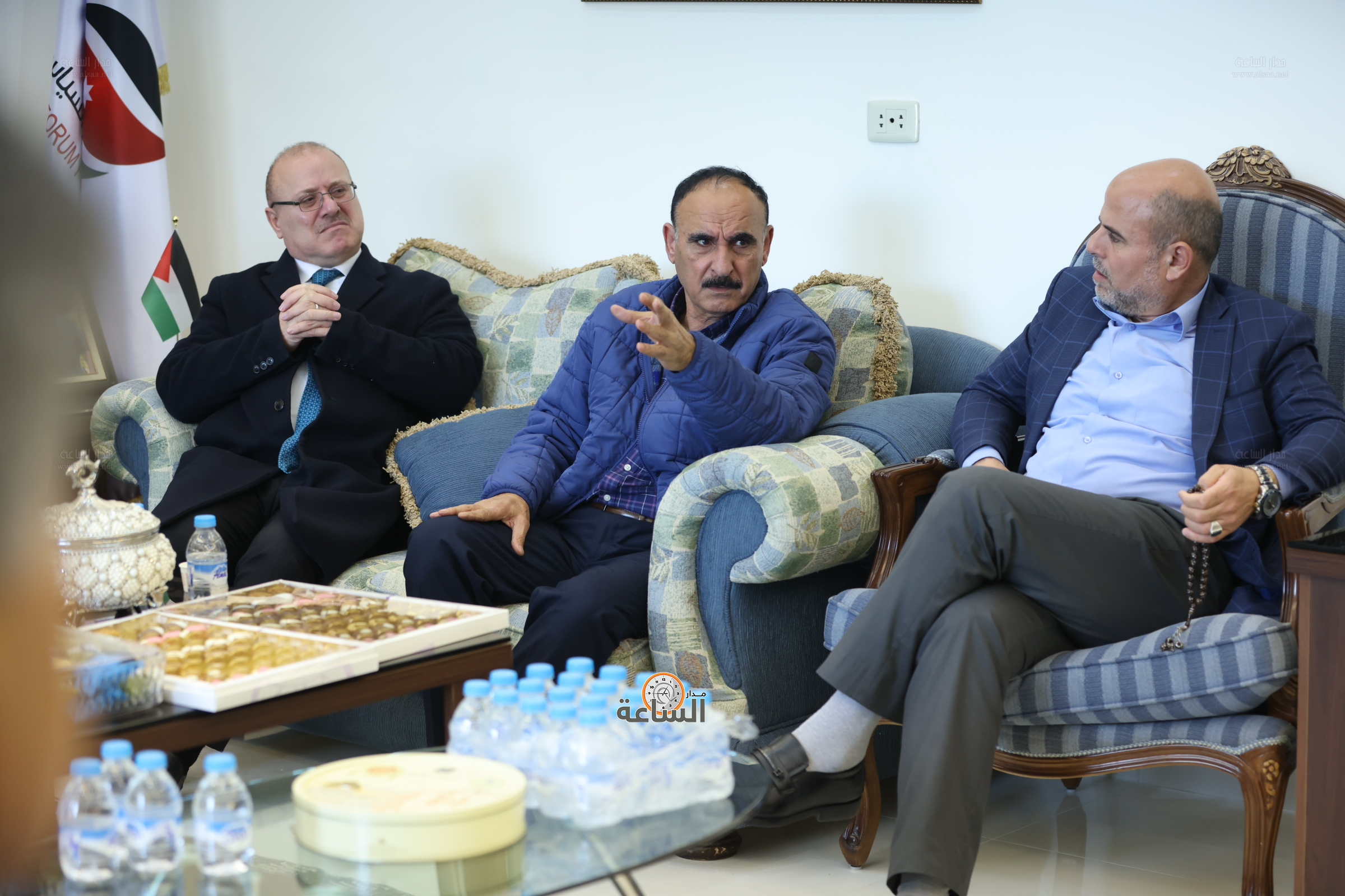 Madar Al-Saa Images 0.9532239992412308