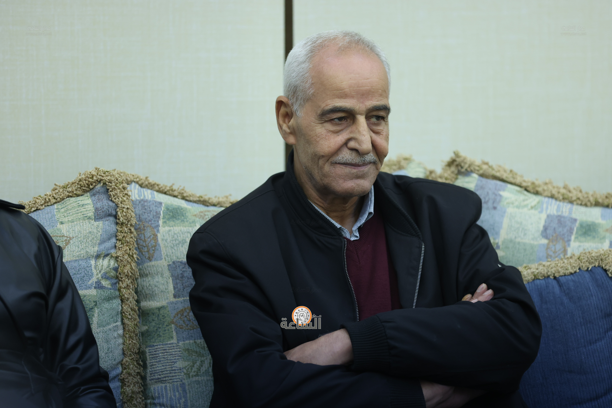 Madar Al-Saa Images 0.634604765774917