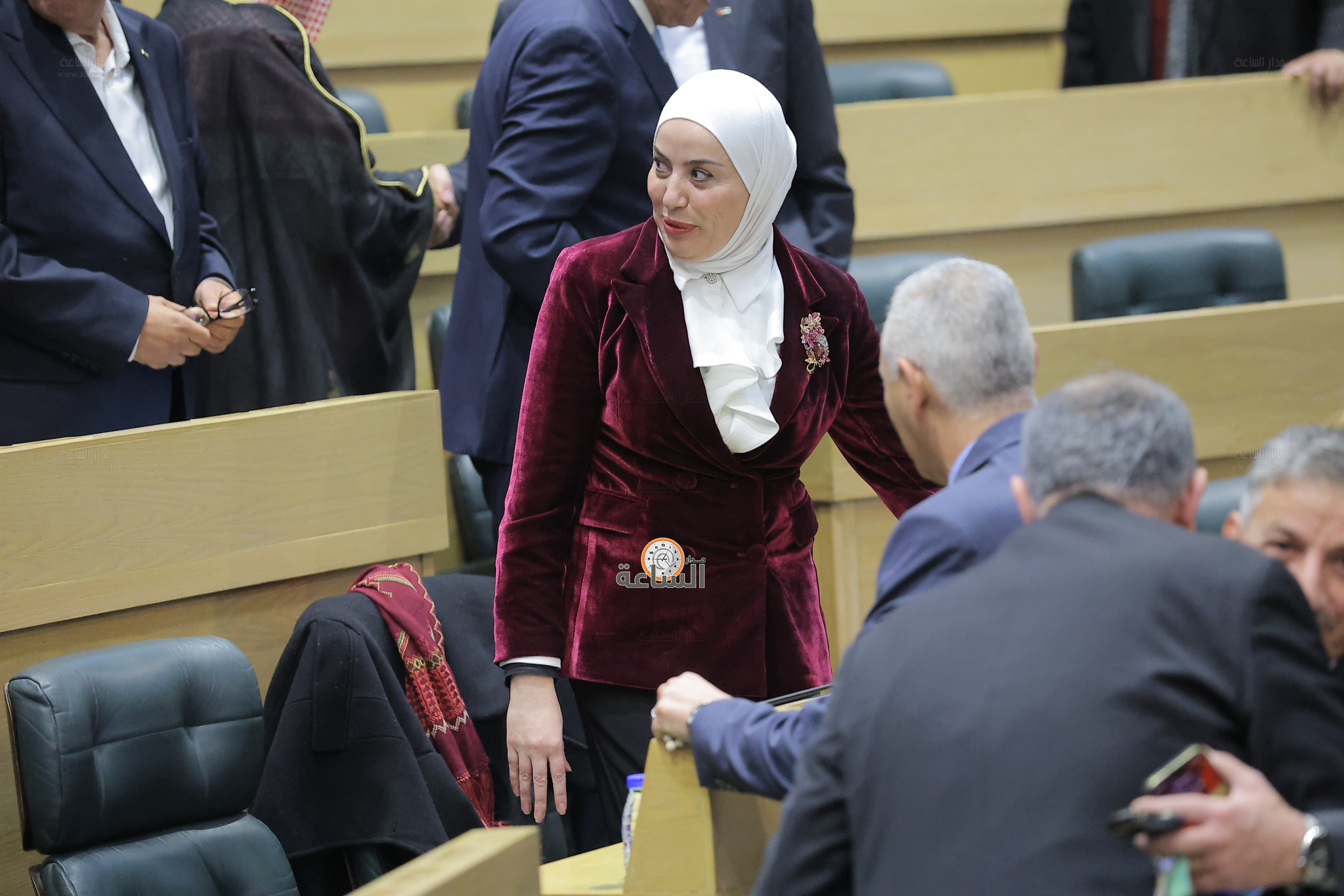 Madar Al-Saa Images 0.45125446036420225