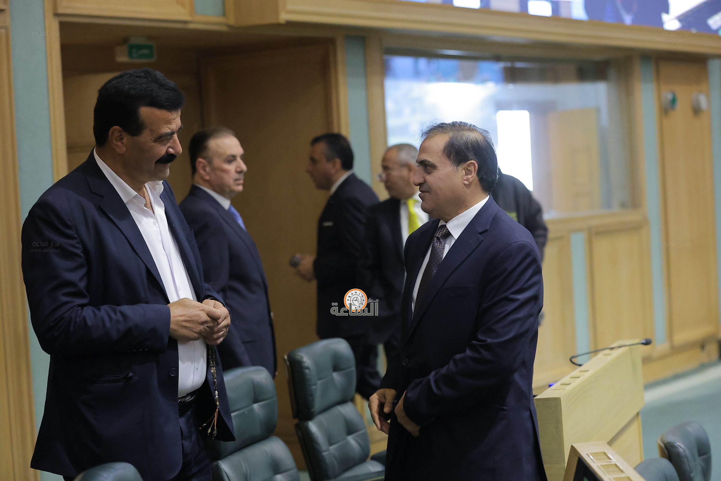 Madar Al-Saa Images 0.060441385427198235